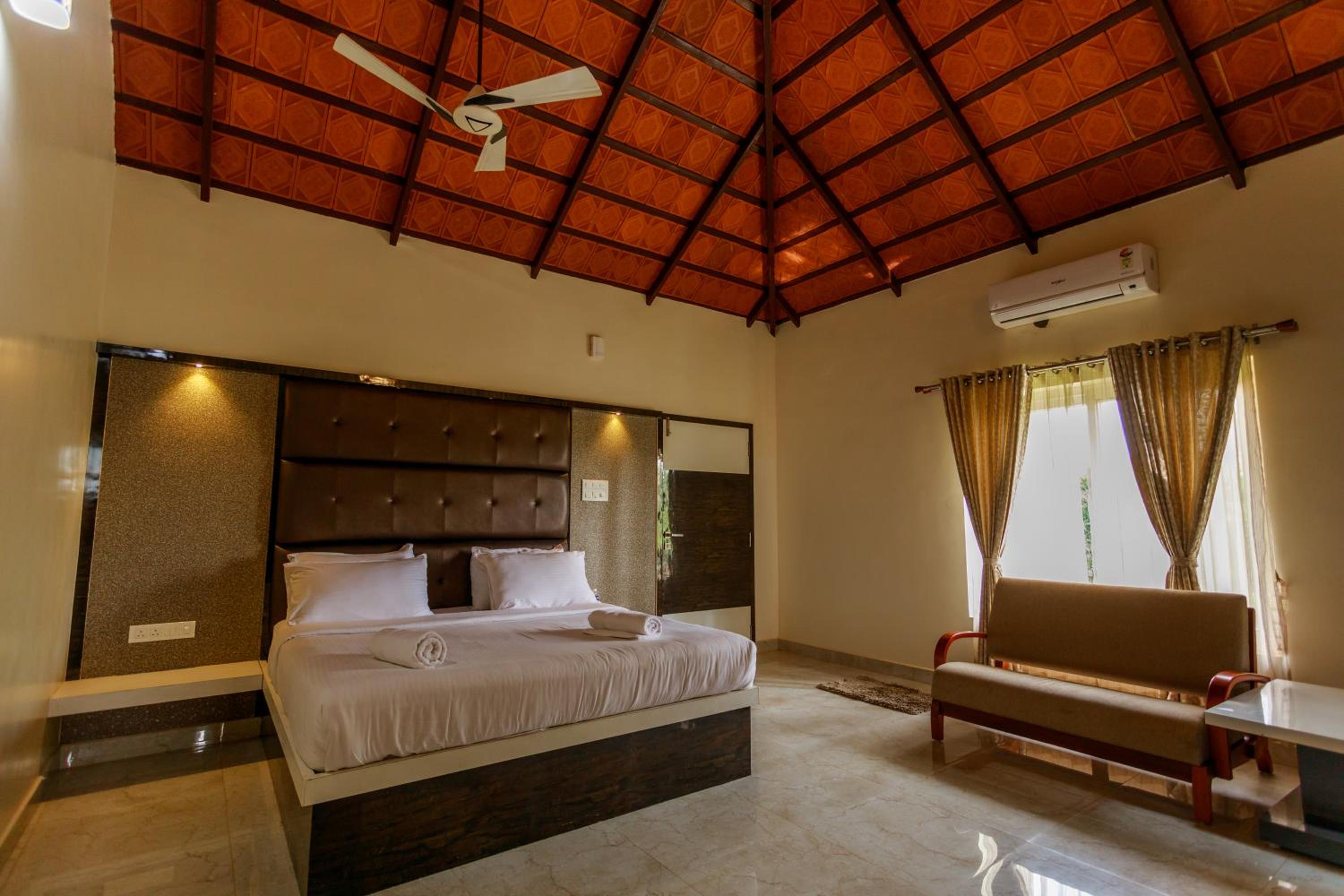 SR Jungle Resort