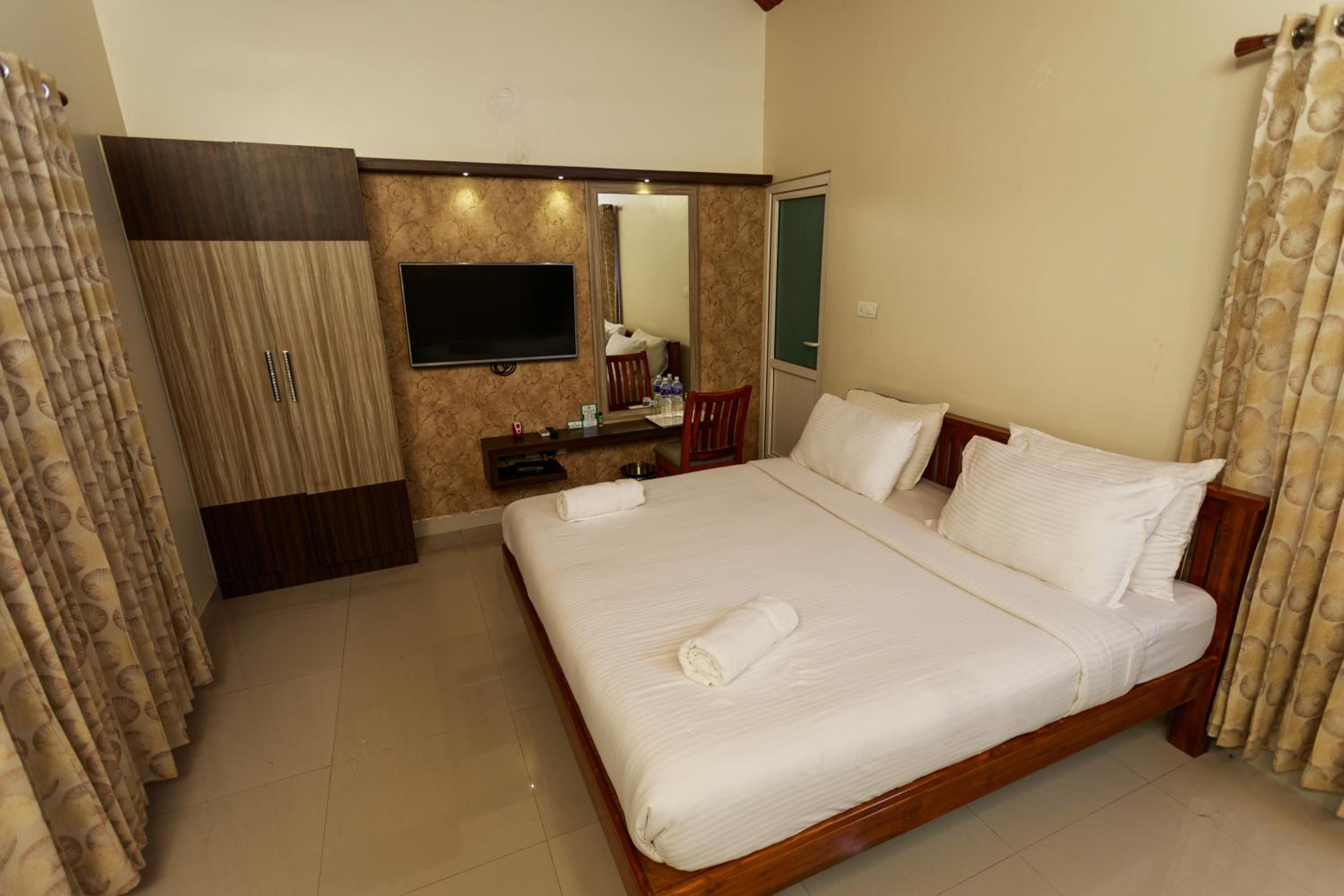 SR Jungle Resort