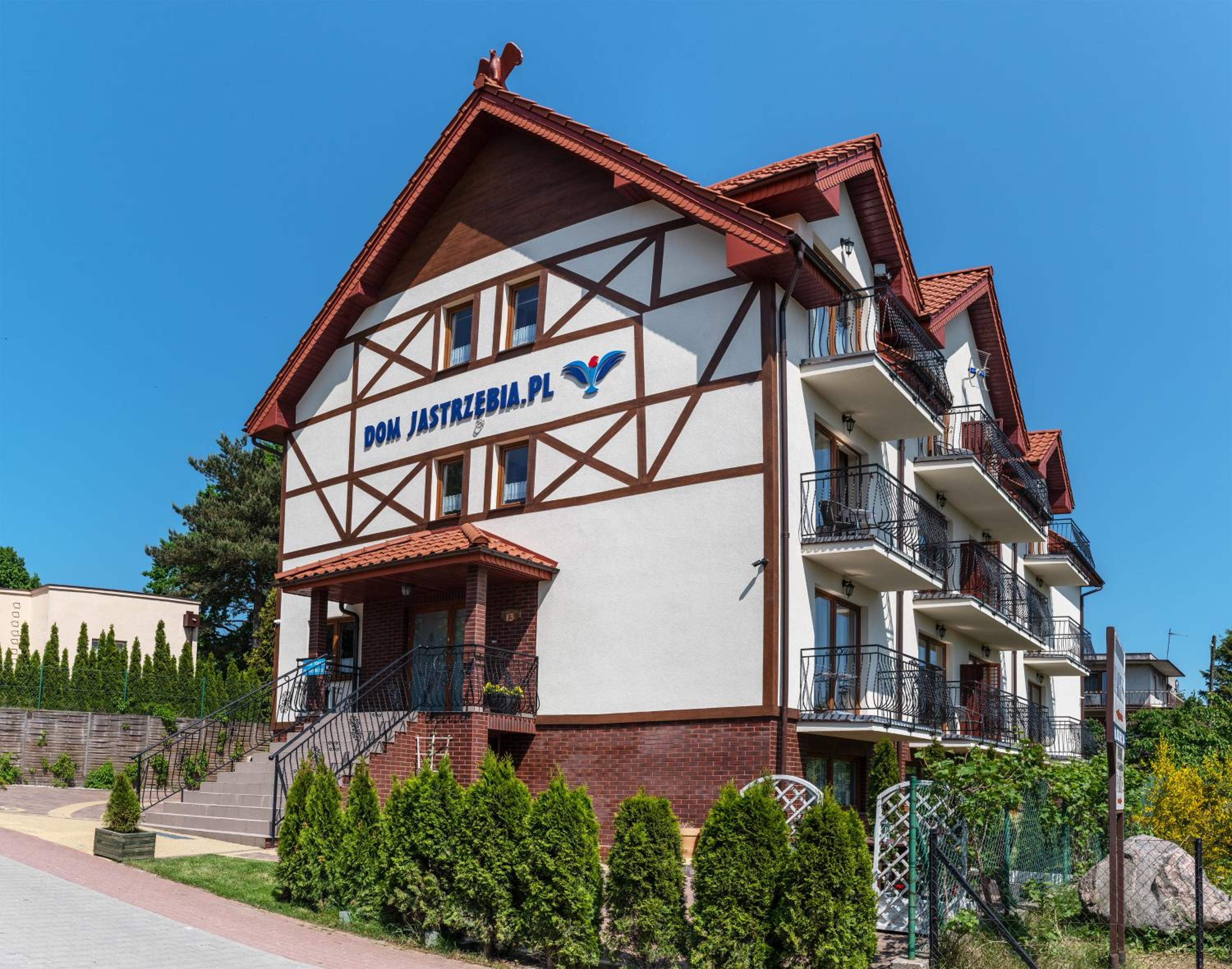 Hotel Dom Jastrzębia z basenem i jacuzzi