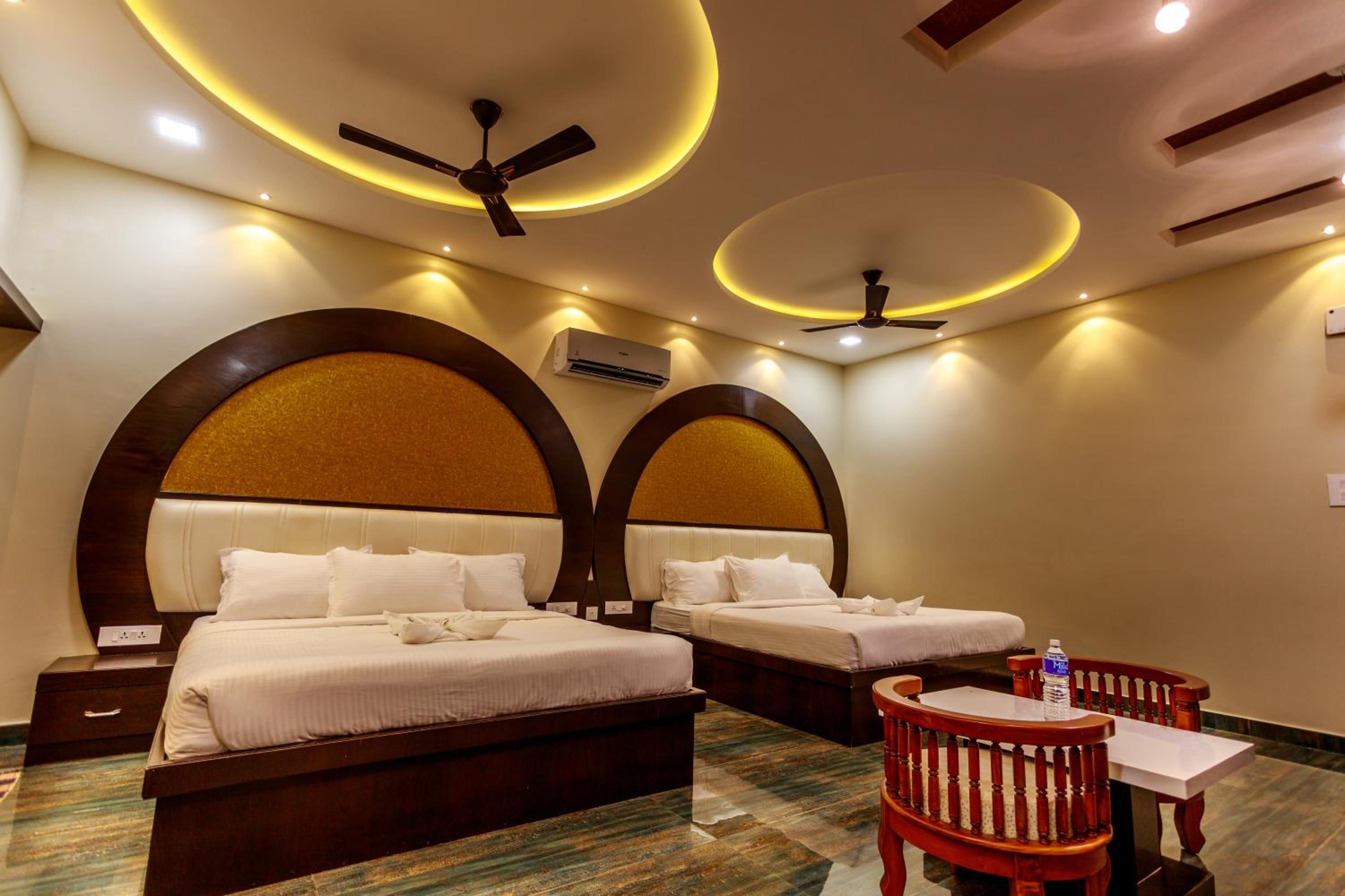 SR Jungle Resort