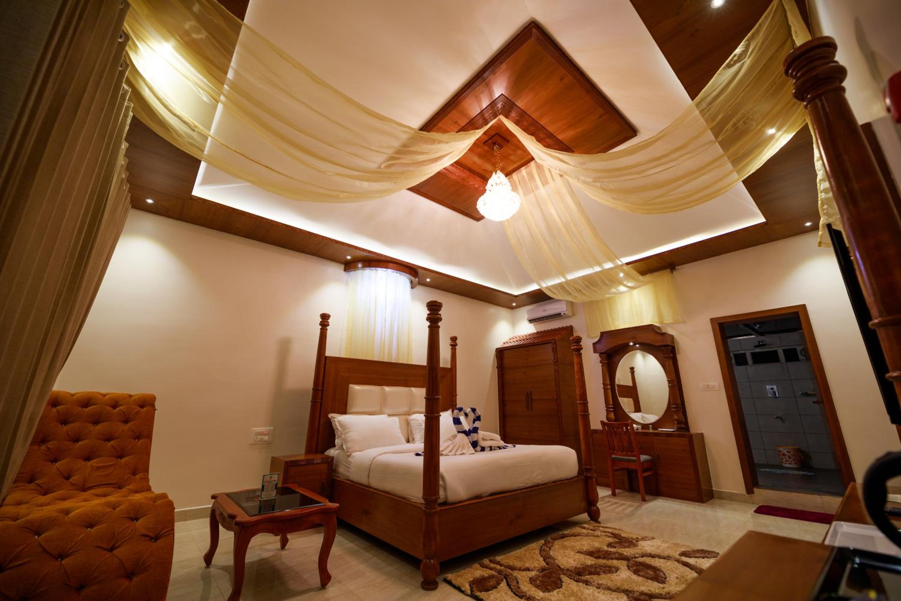 SR Jungle Resort