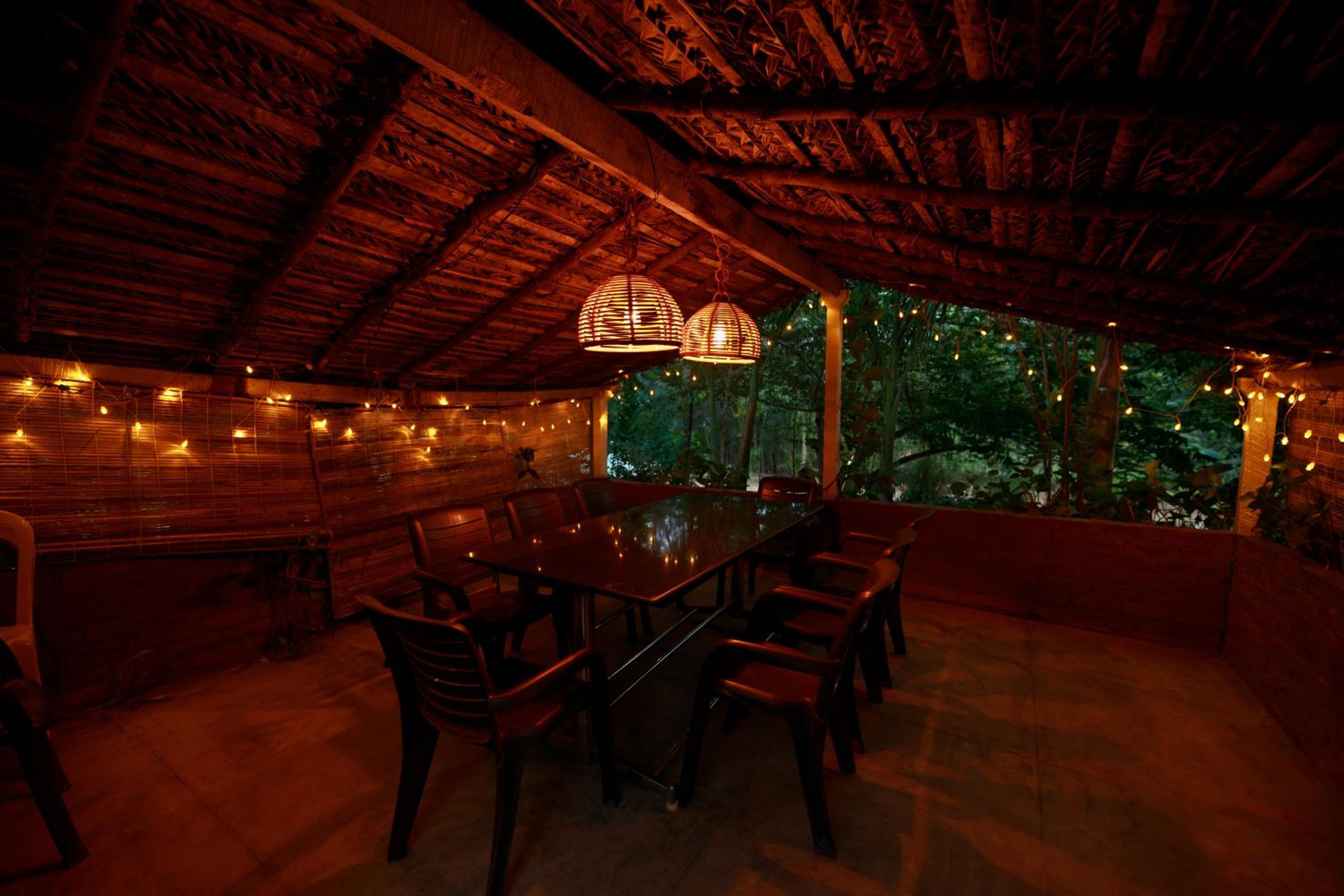 SR Jungle Resort