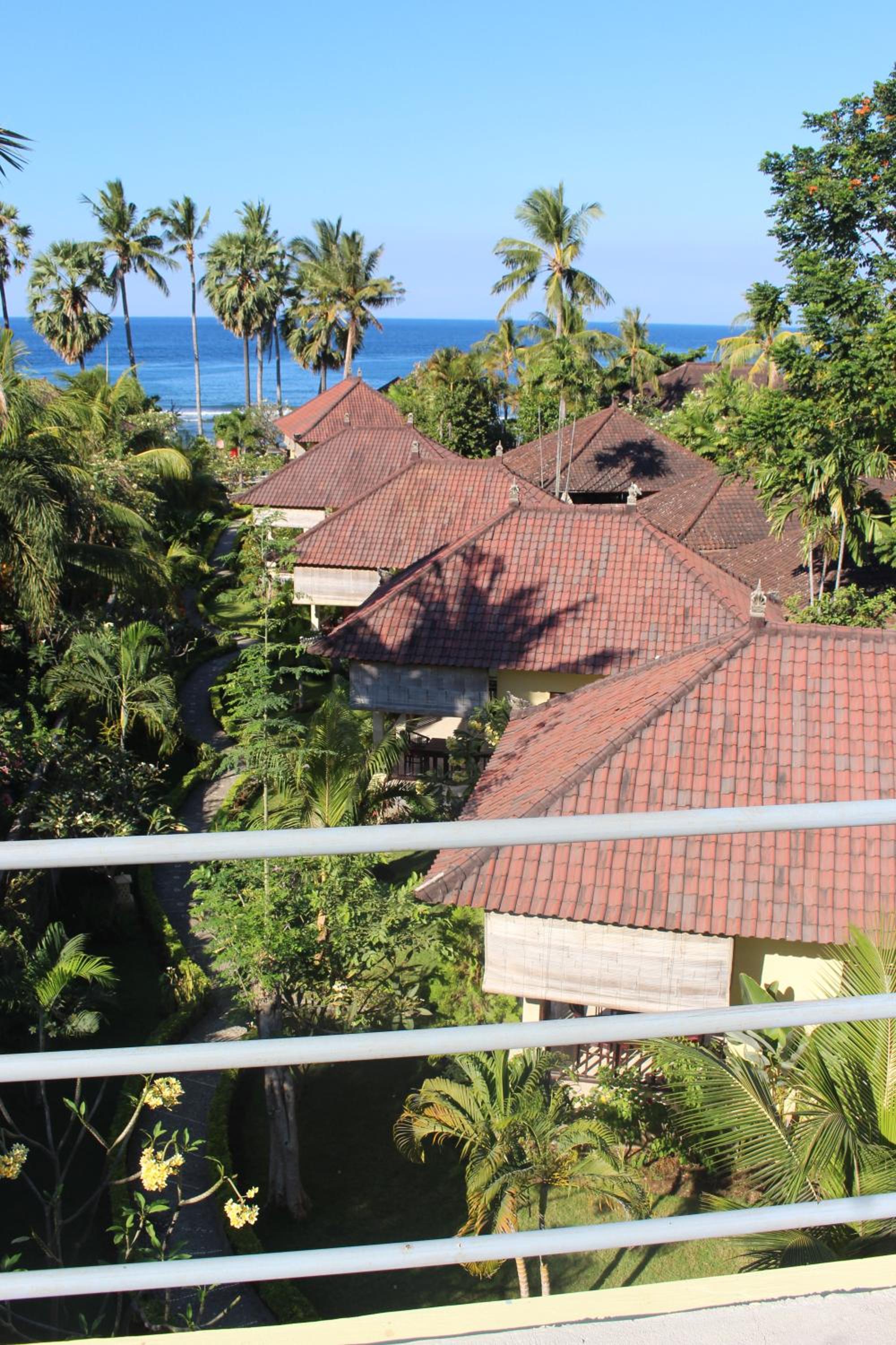 Bintang Beach Villa