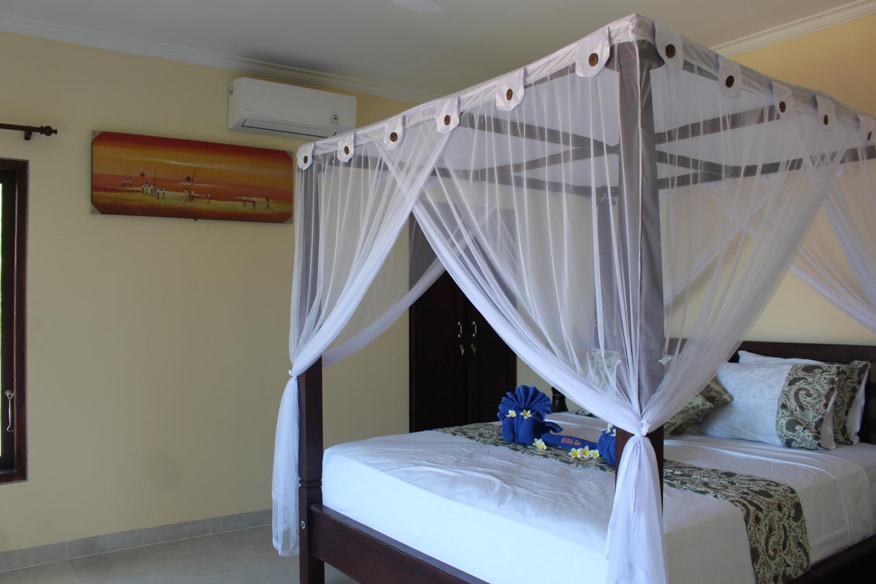 Bintang Beach Villa