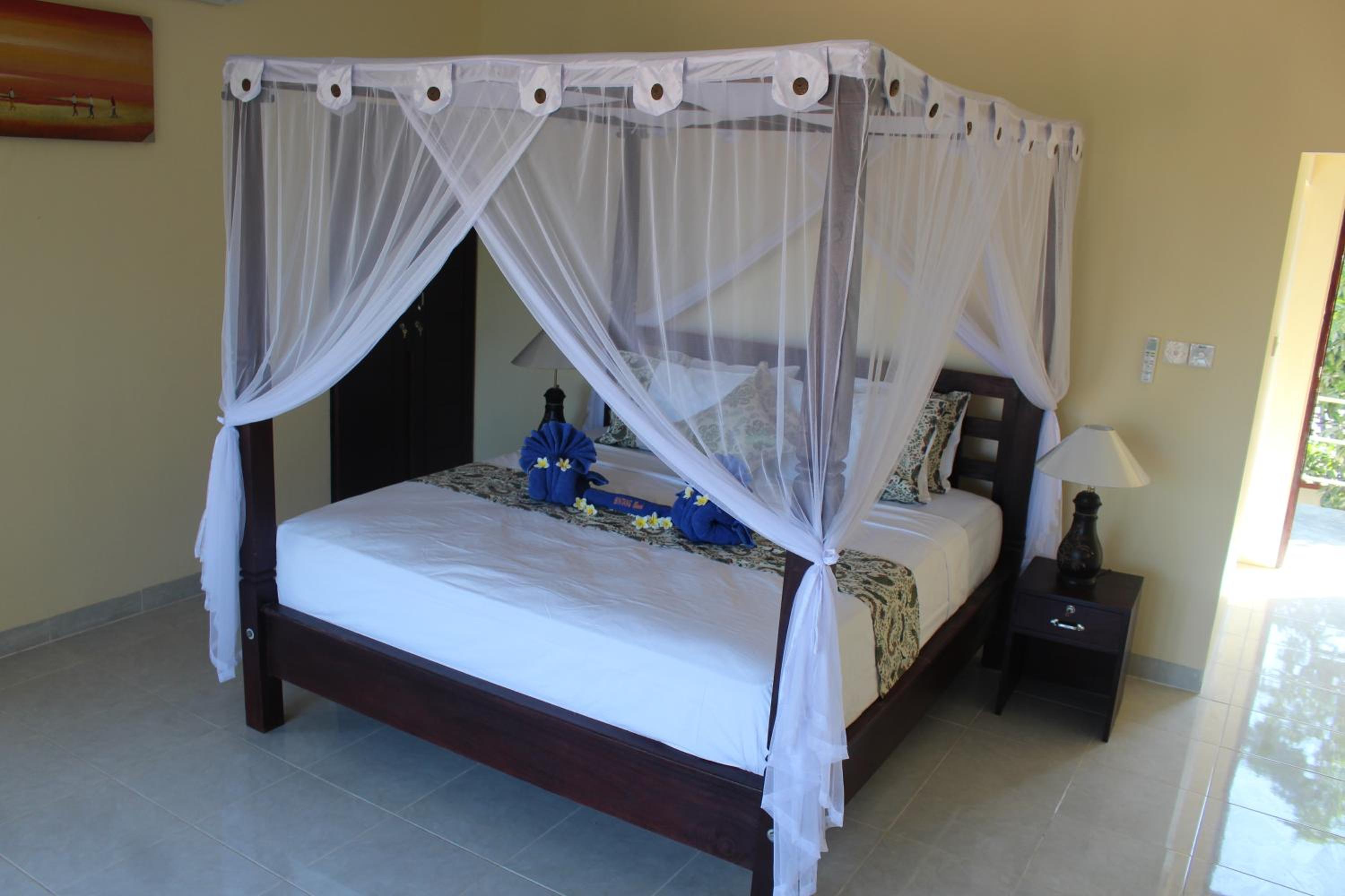Bintang Beach Villa