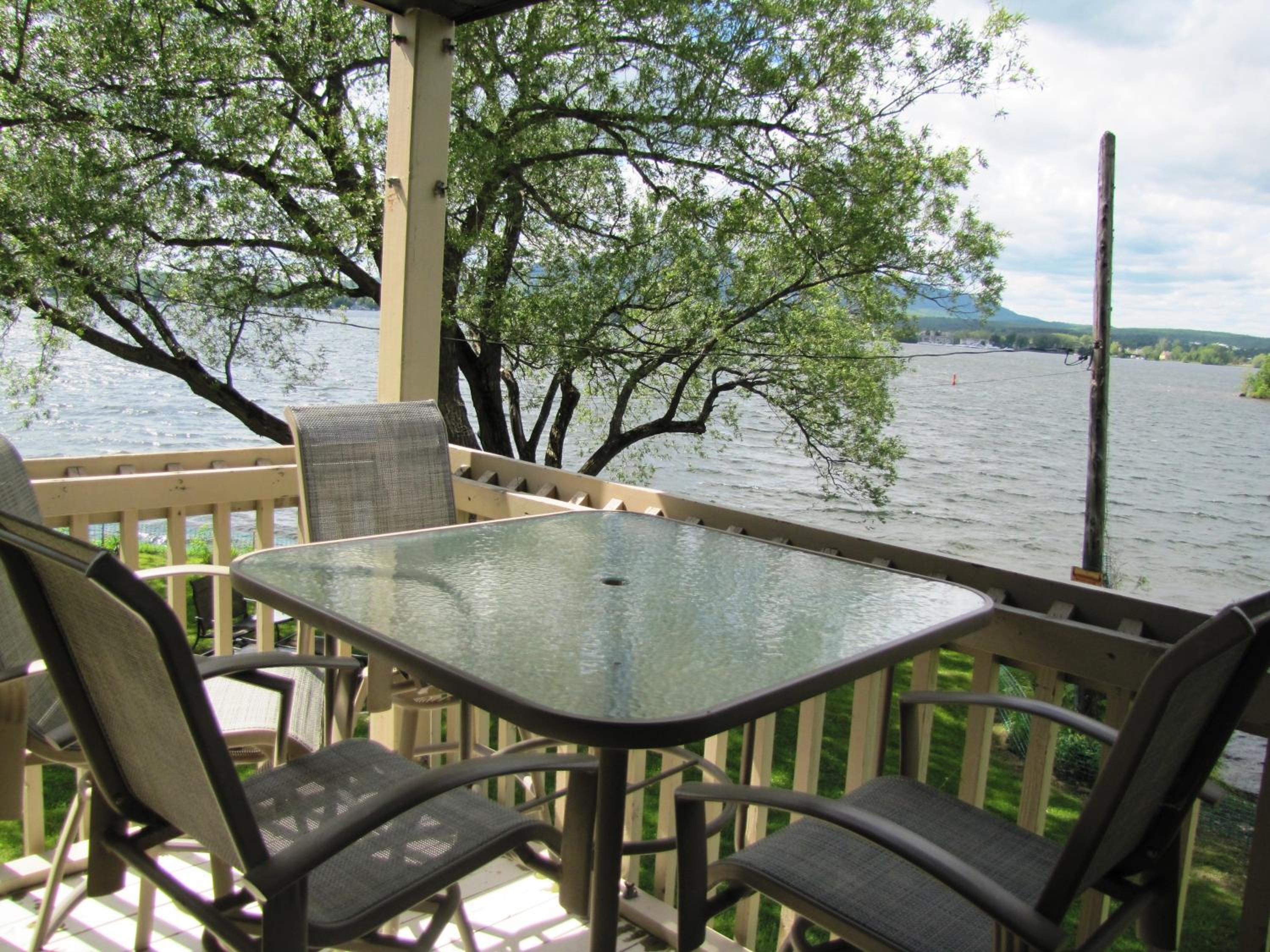 Location Tourisme Estrie - Oberge du Village