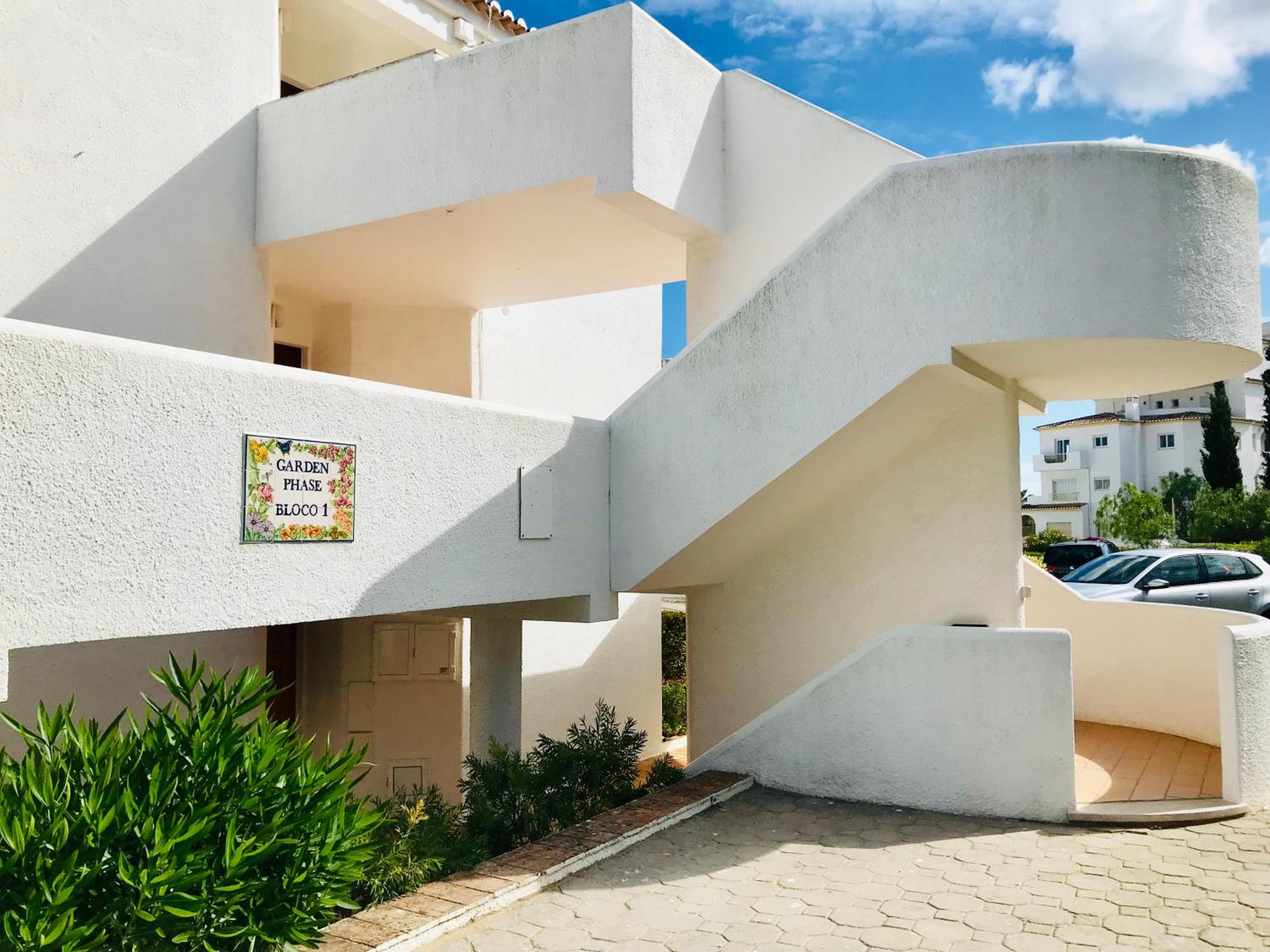 CHIQUITA PLACE, Praia da Luz view 3
