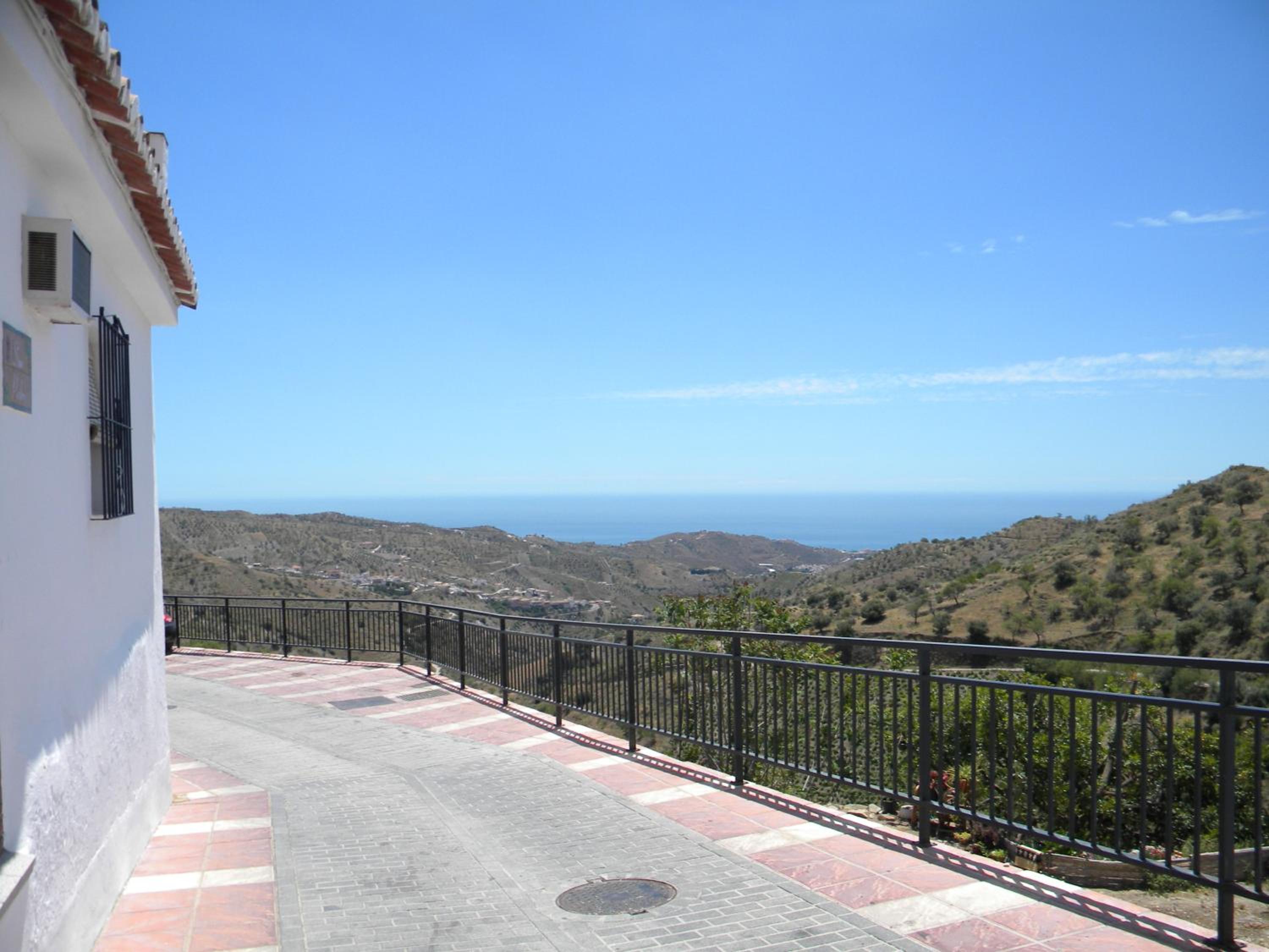 Moclinejo House