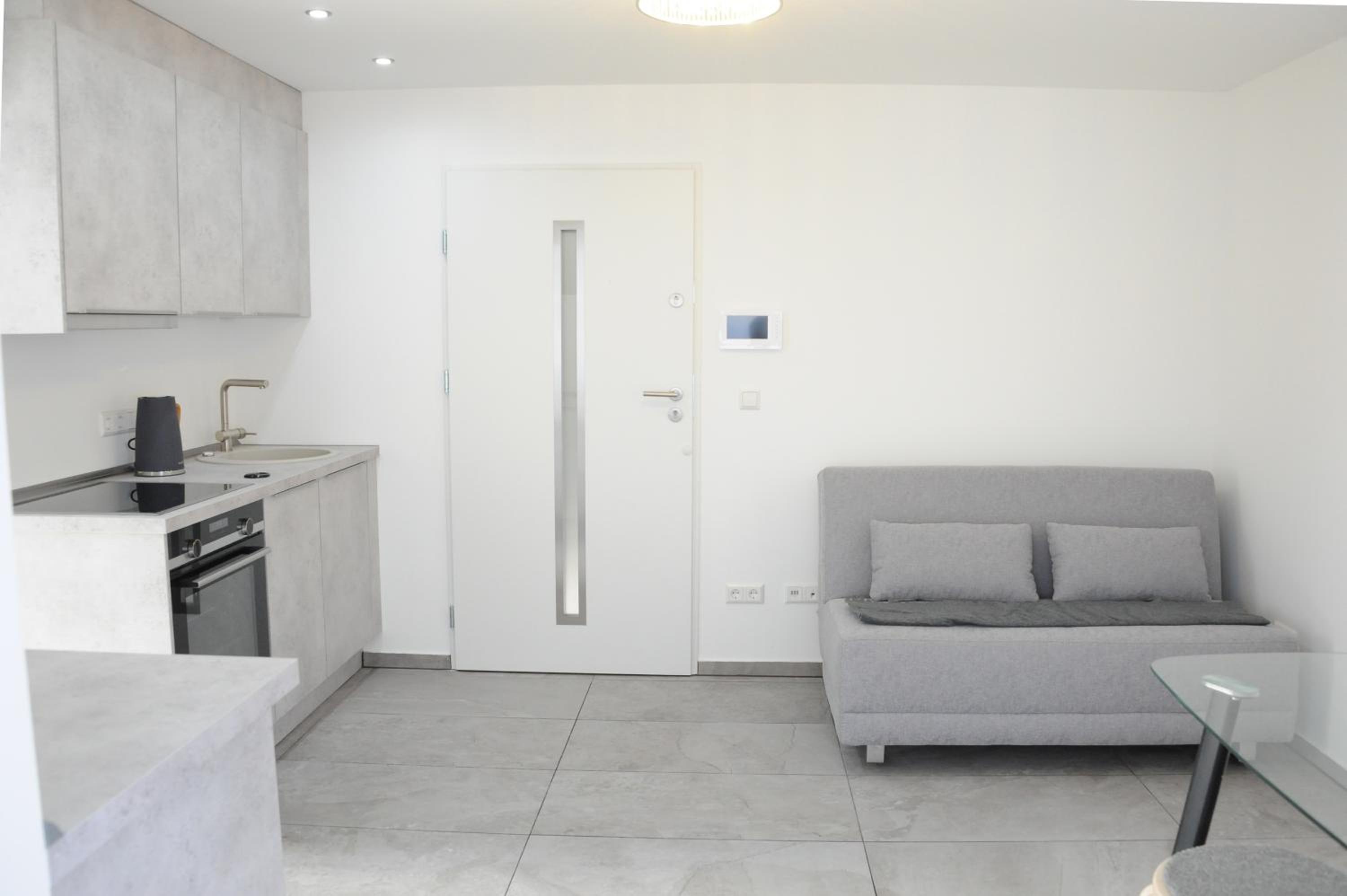 Kleine Studio-Wohnung, kontaktloser Check-in