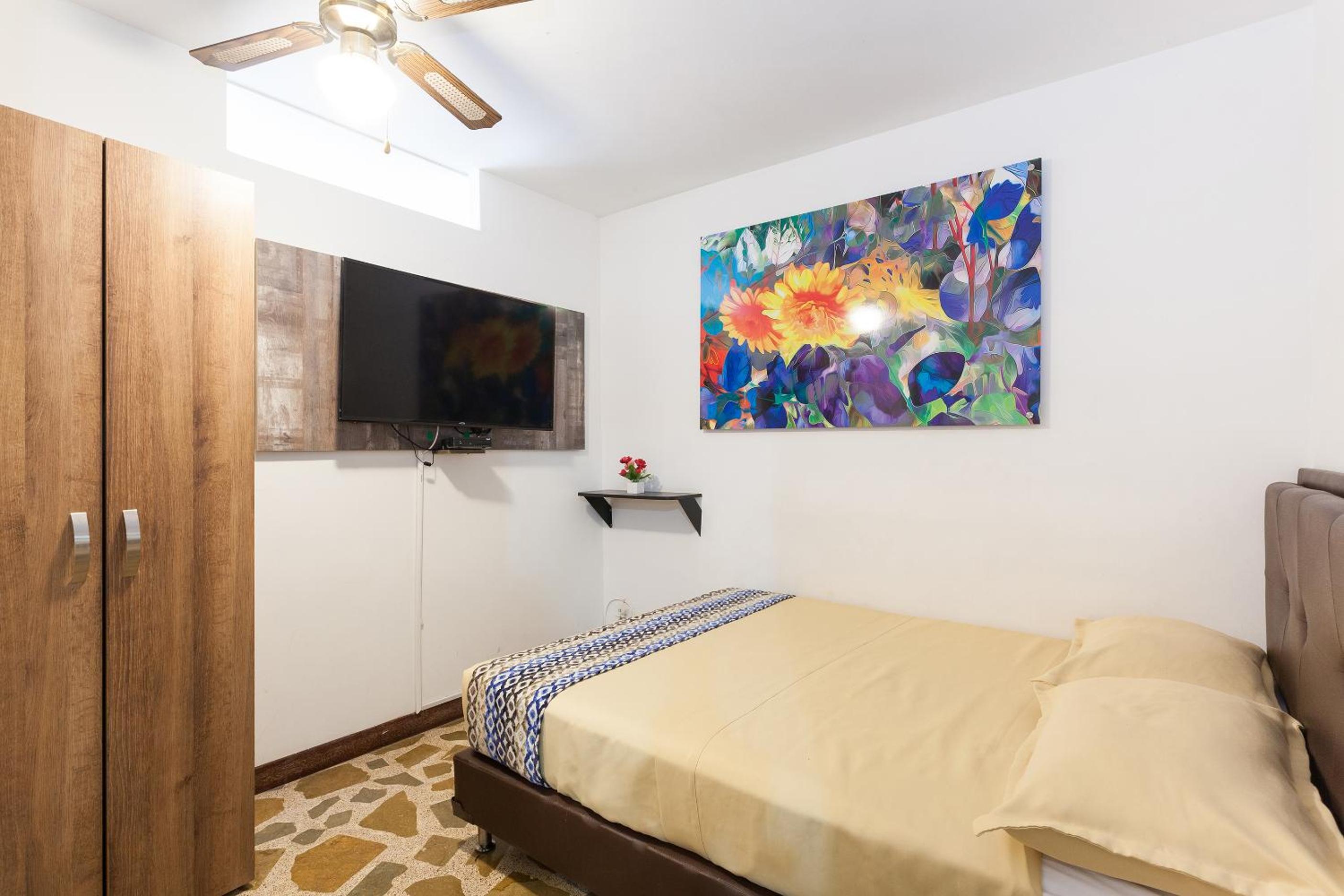 Apartamentos Amoblados JG de la 70