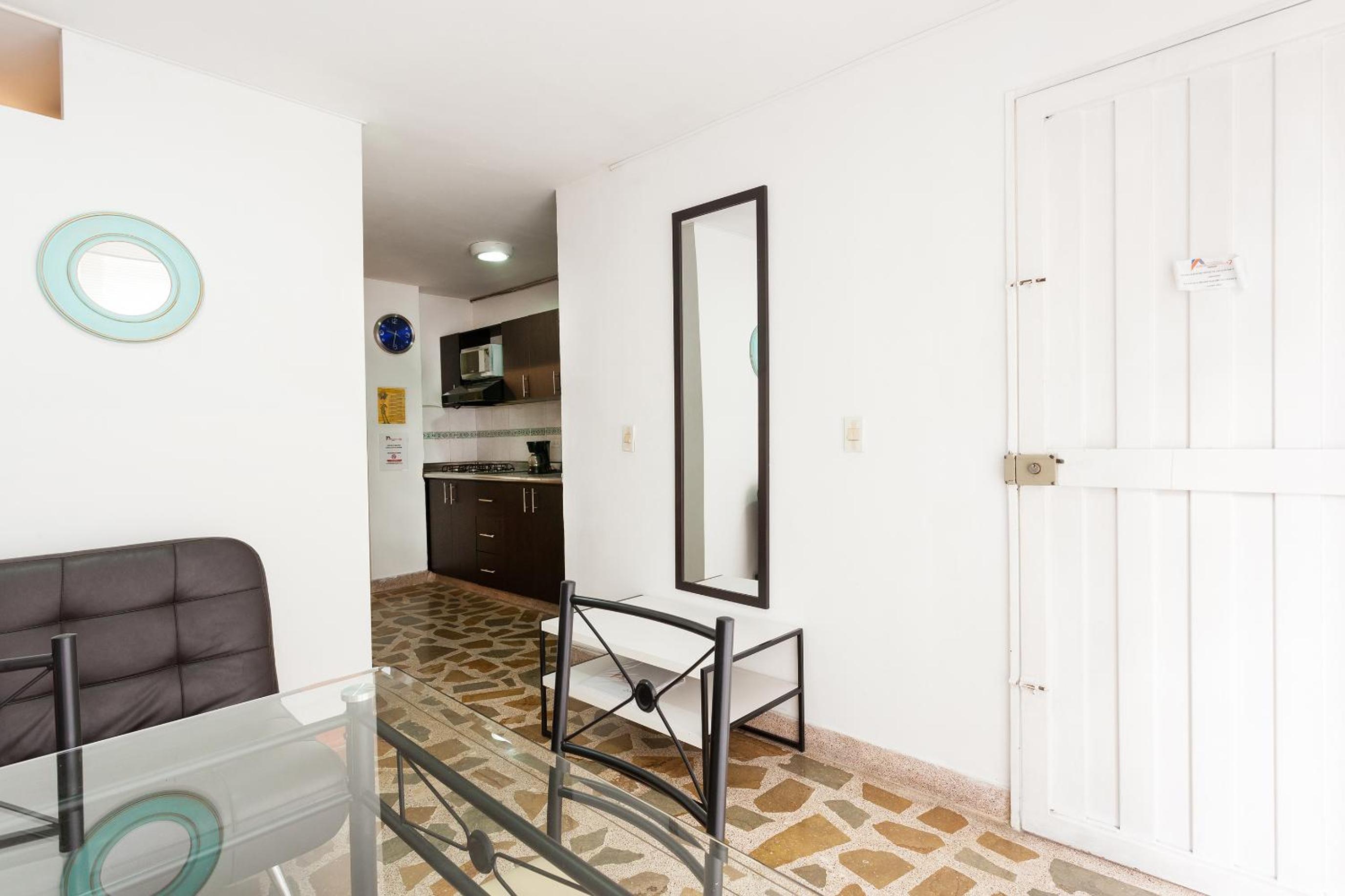 Apartamentos Amoblados JG de la 70