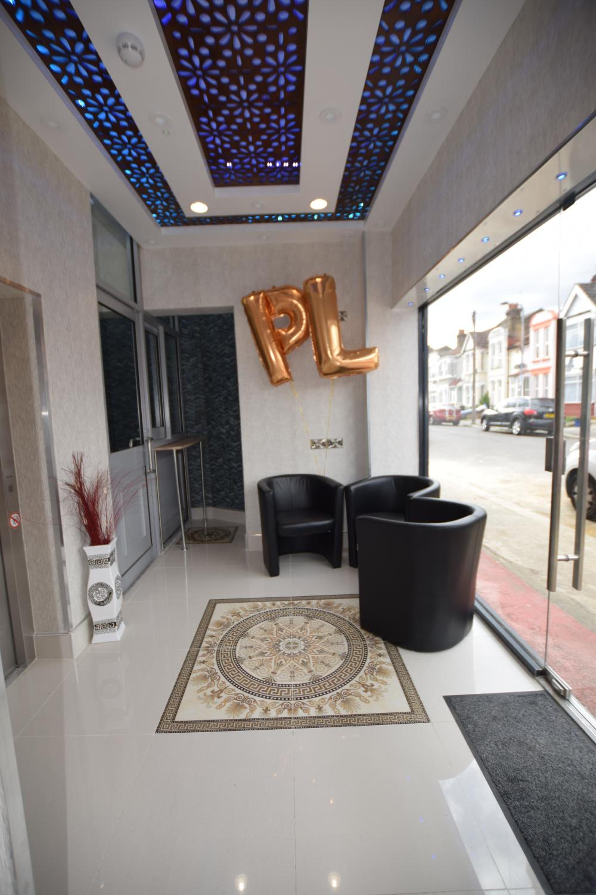 Ilford Vacations - PremierLux Serviced Apartments - Property Image 58