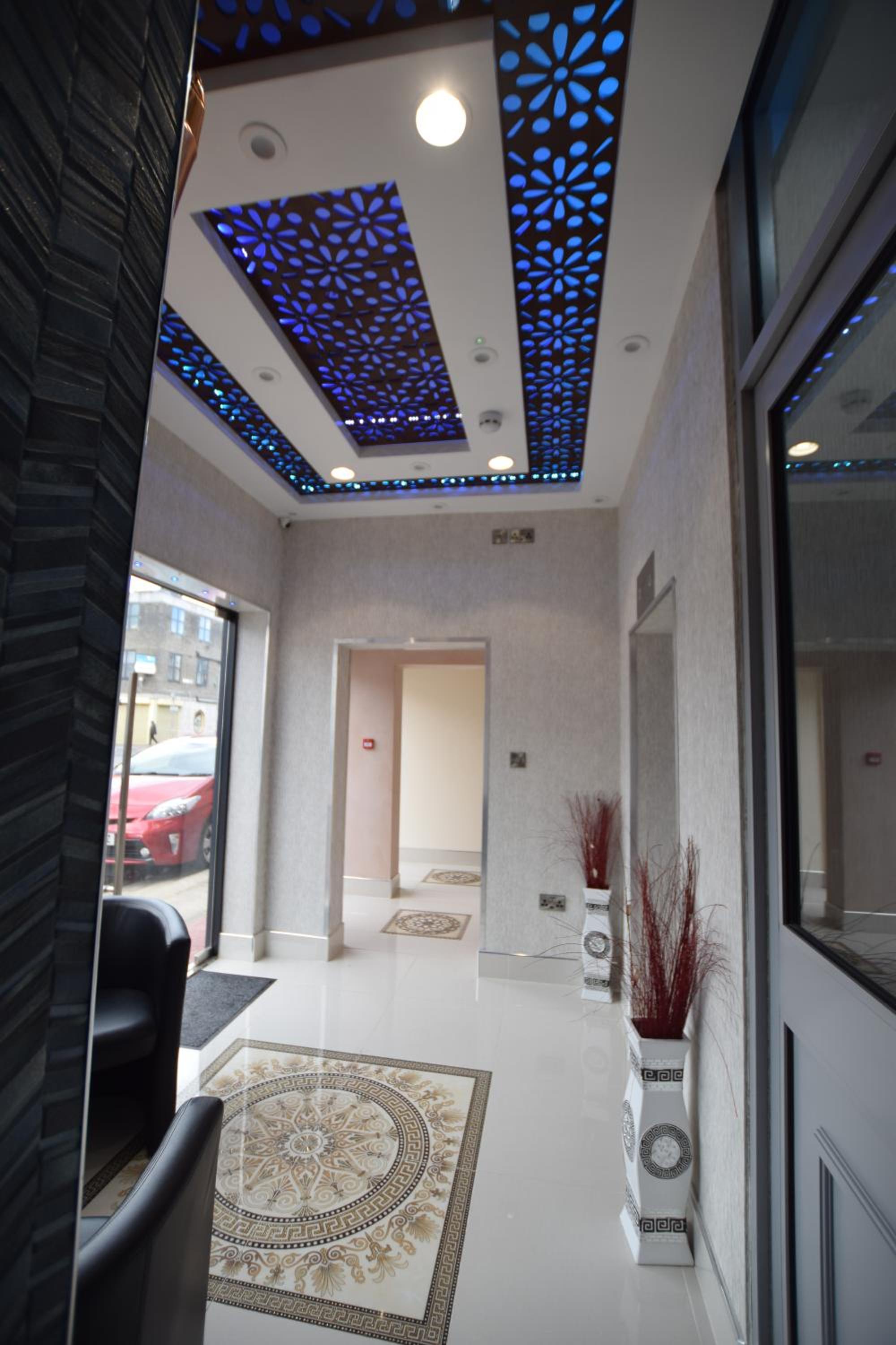 Ilford Vacations - PremierLux Serviced Apartments - Property Image 36