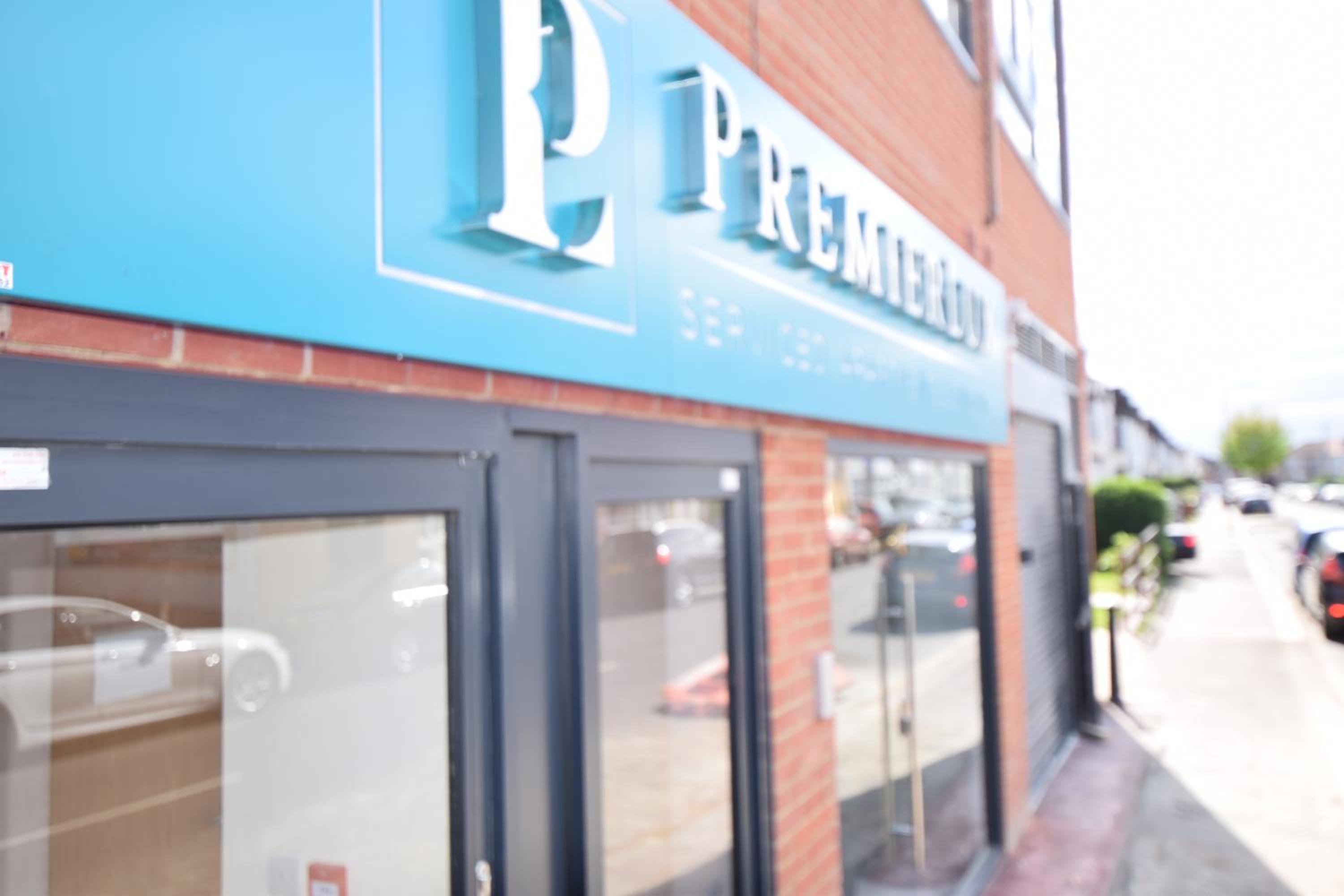 Ilford Vacations - PremierLux Serviced Apartments - Property Image 35