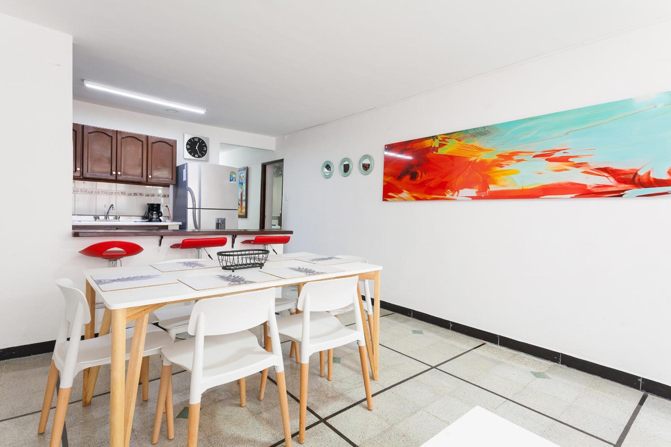 Apartamentos Amoblados JG de la 70