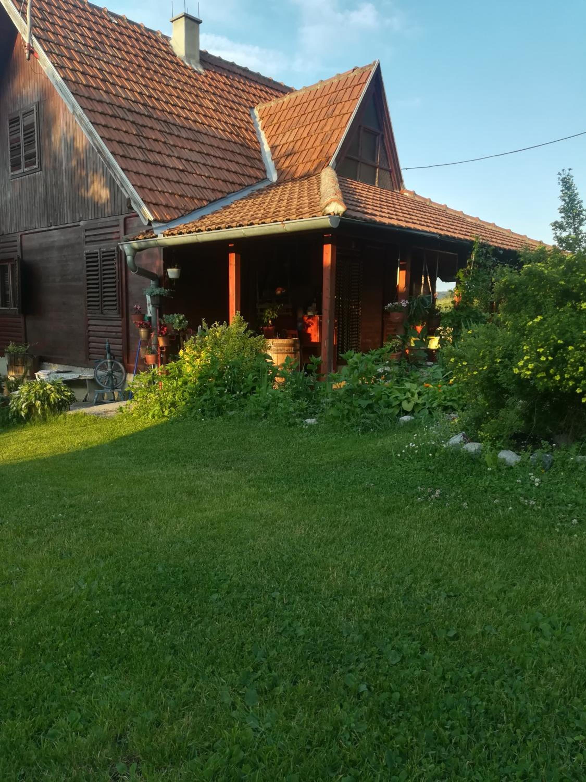 Photo 33