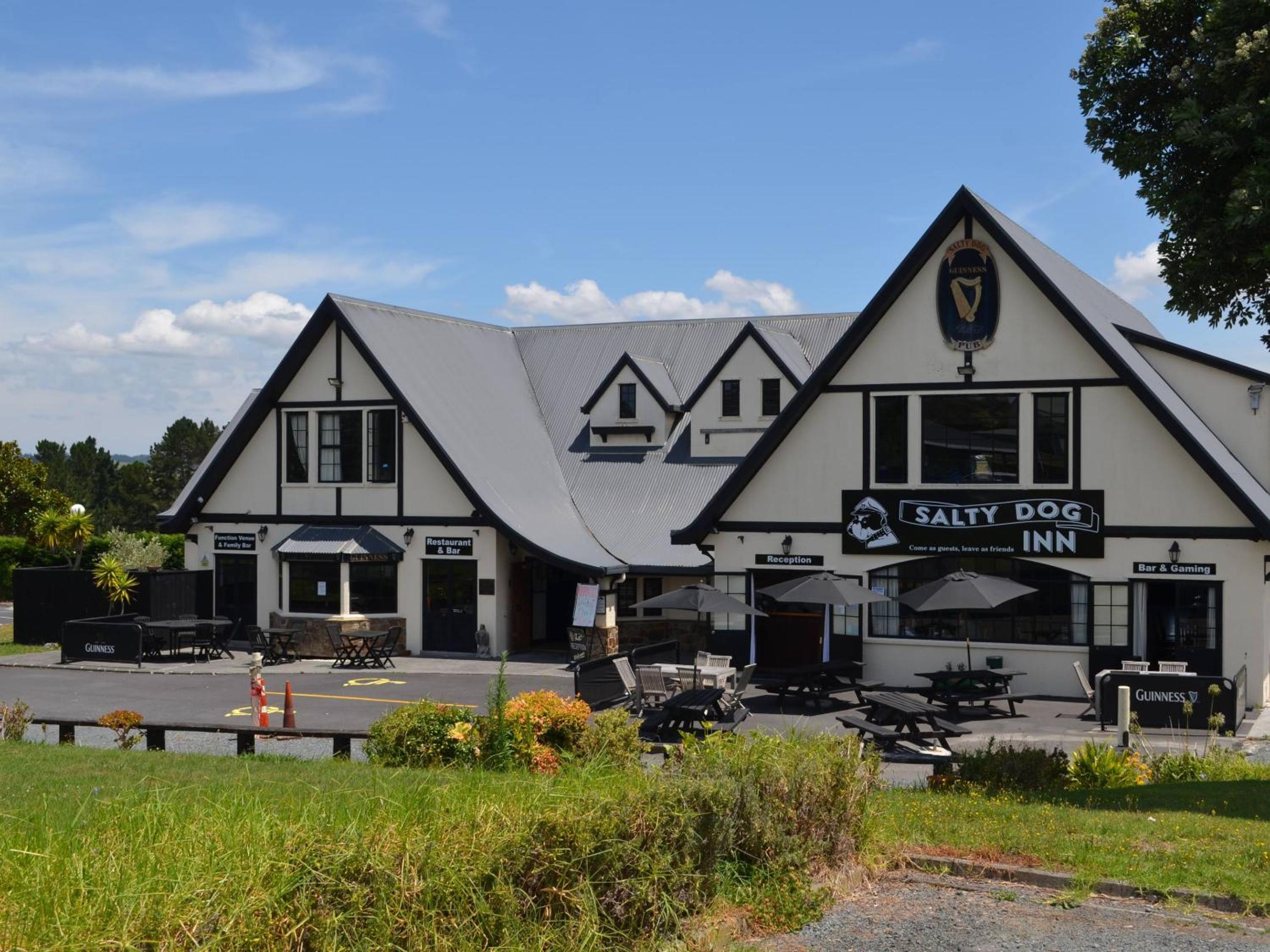 Salty Dog Inn