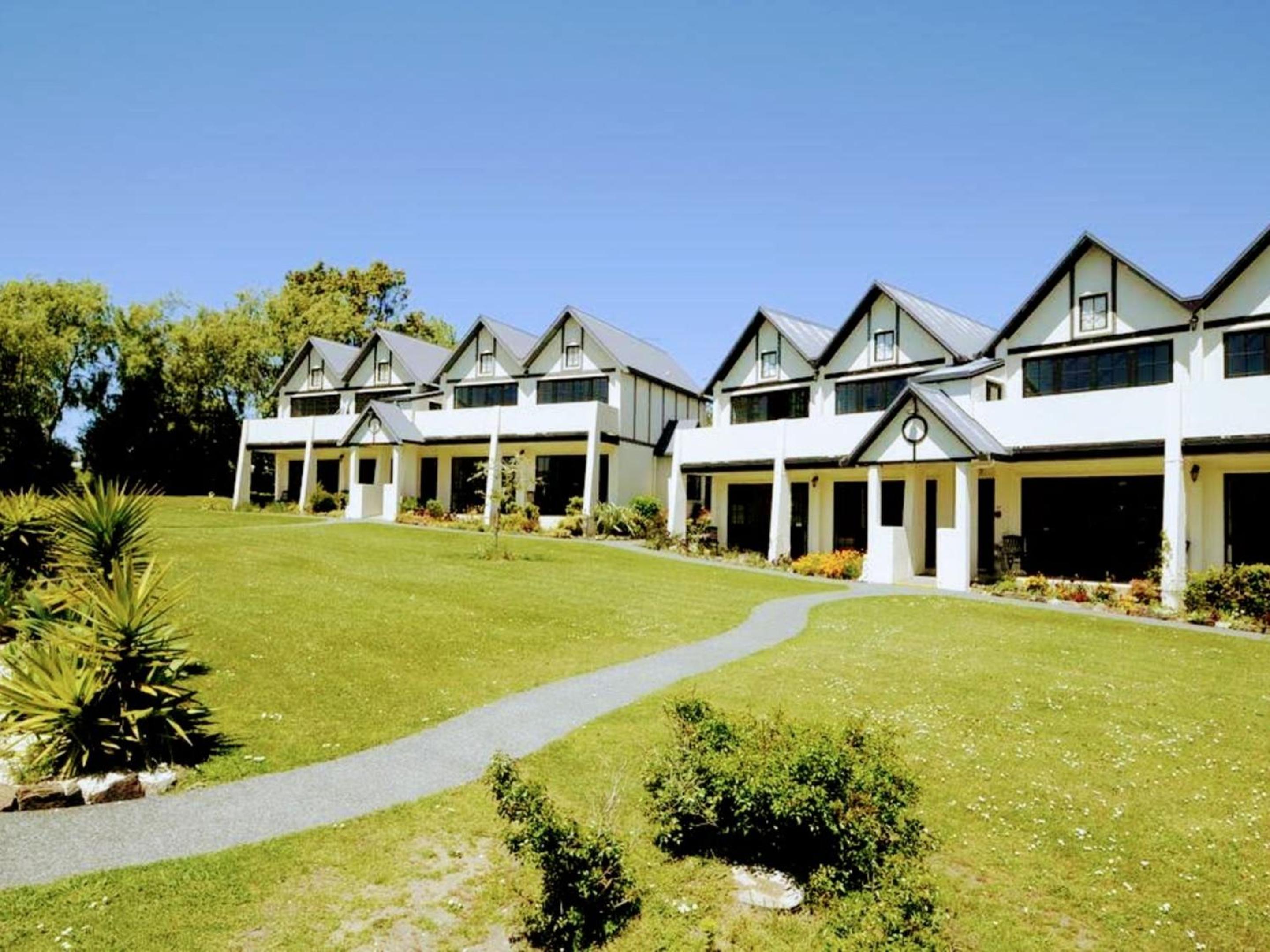 Salty Dog Inn