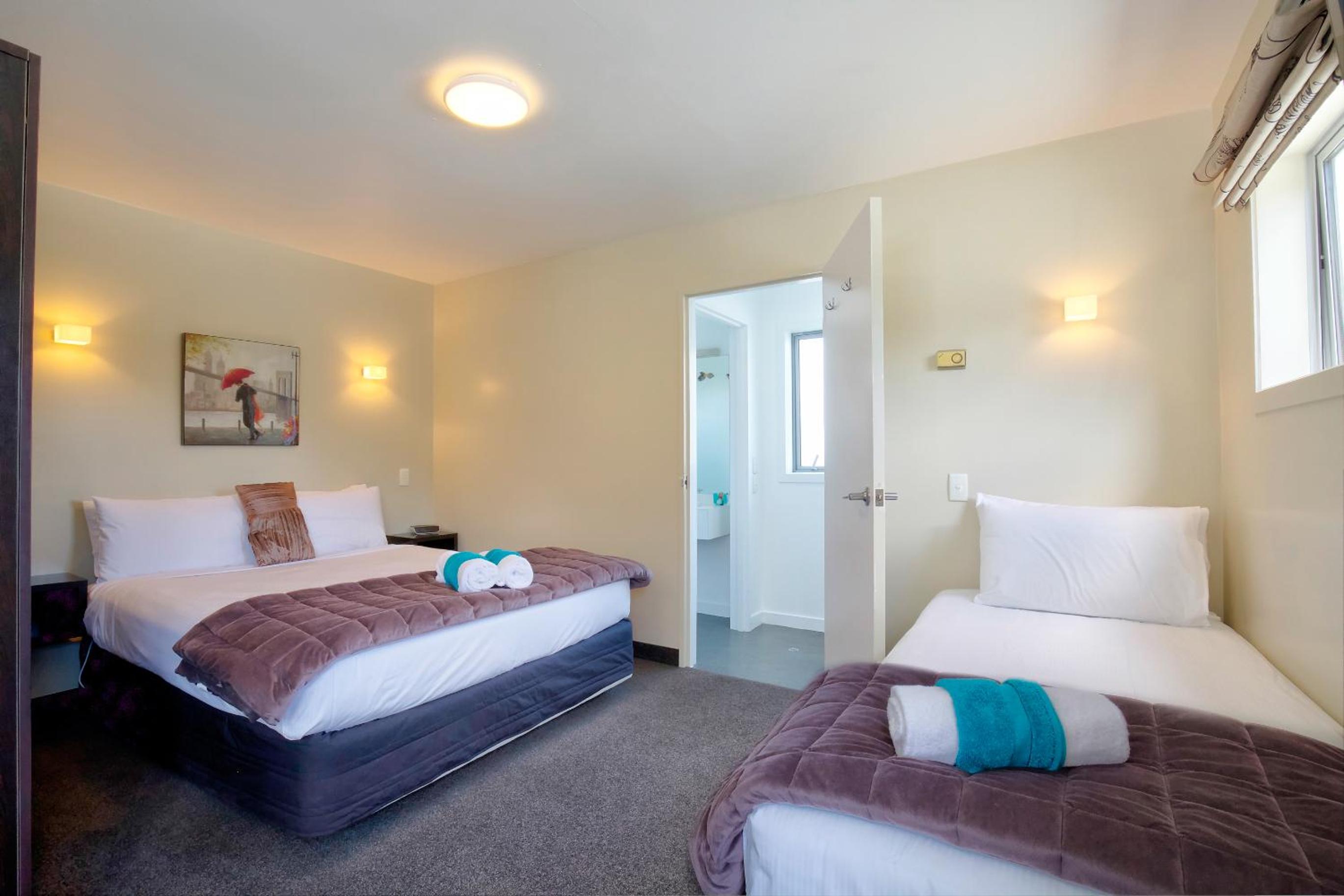 Caples Court Motel & Apartments