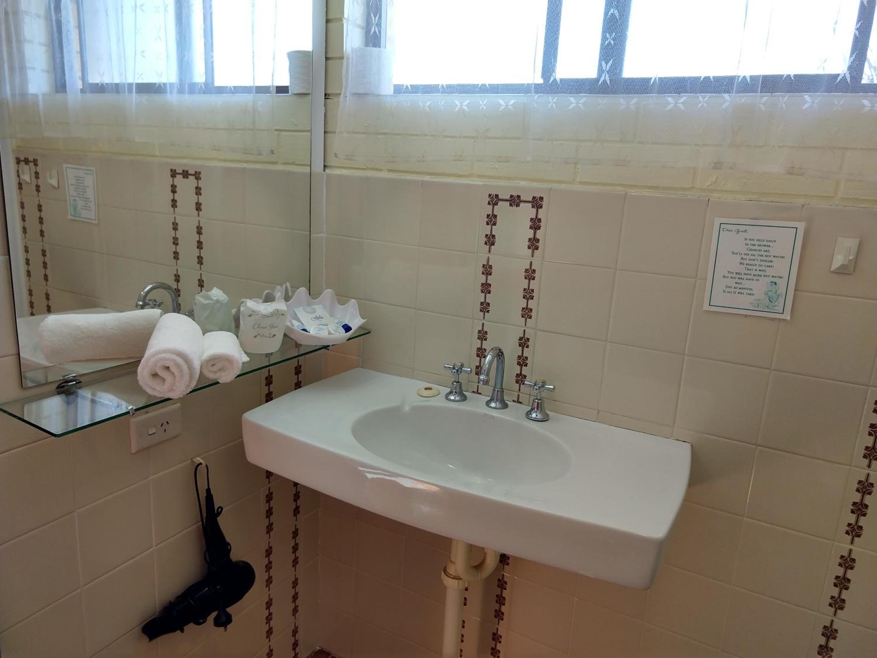 Goldrush Motel Young CBD