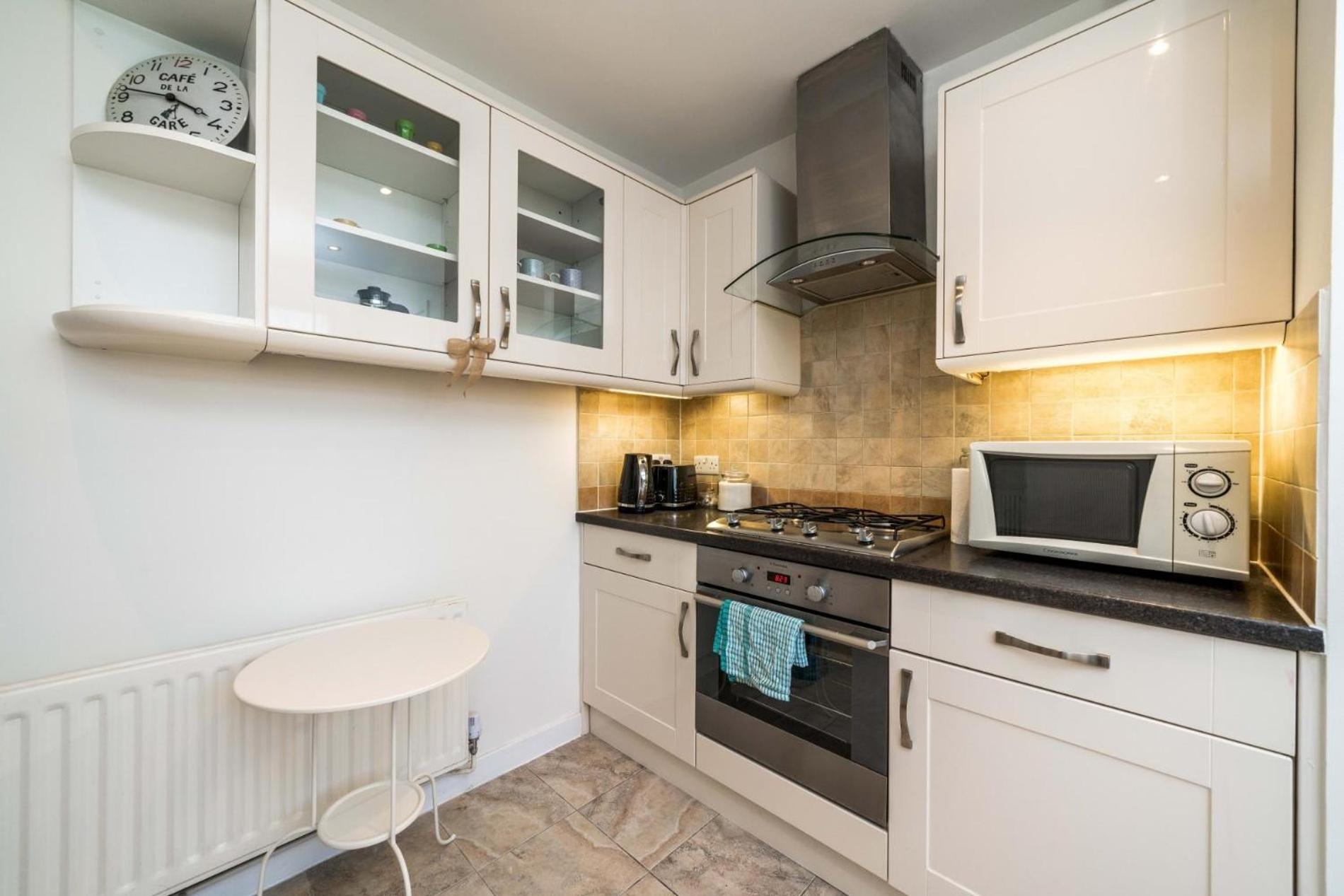 NEW 2BD Flat Heart of Battersea - Close to Station