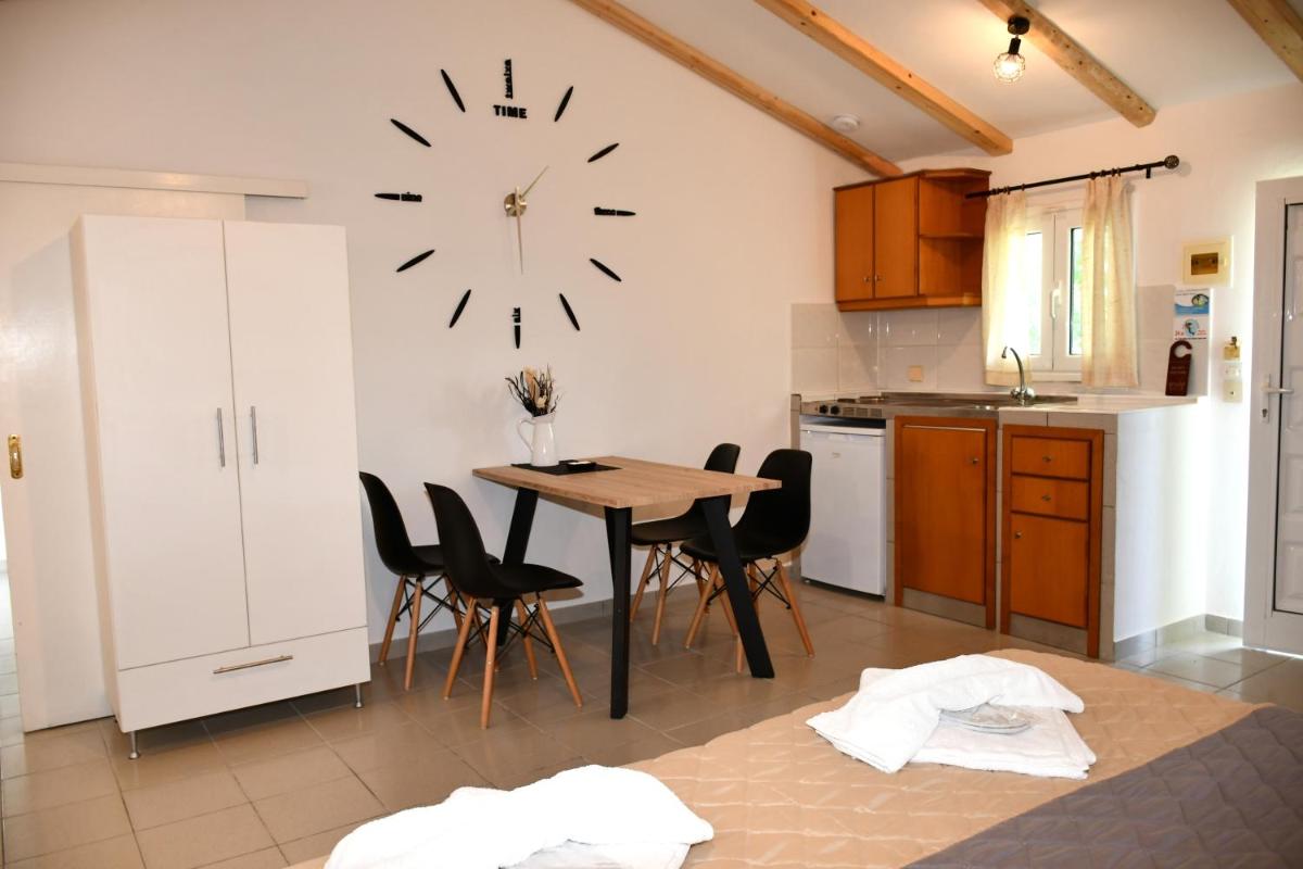 Cavos Beach House