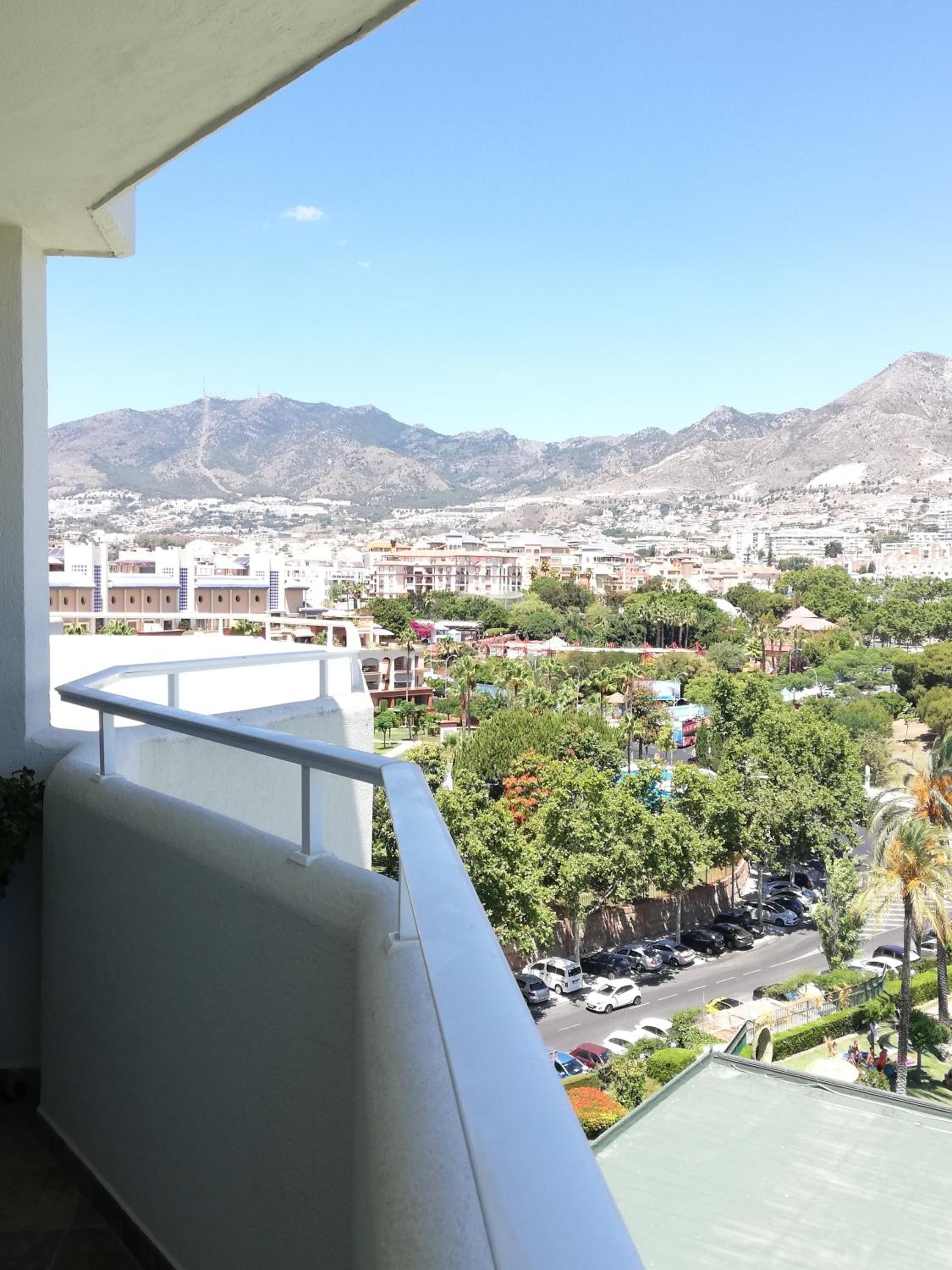 Benalbeach JR Suite