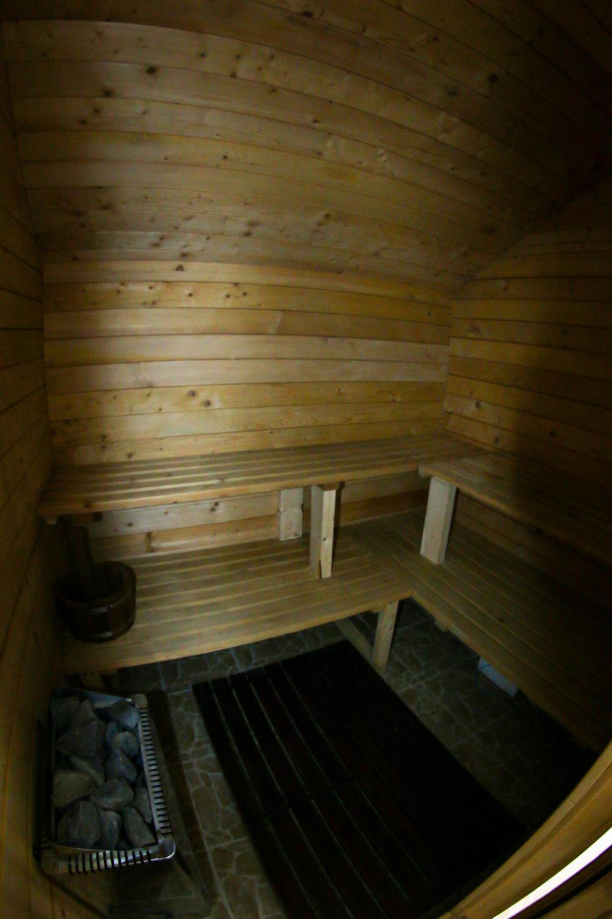 Casa Roua Muntilor view 2