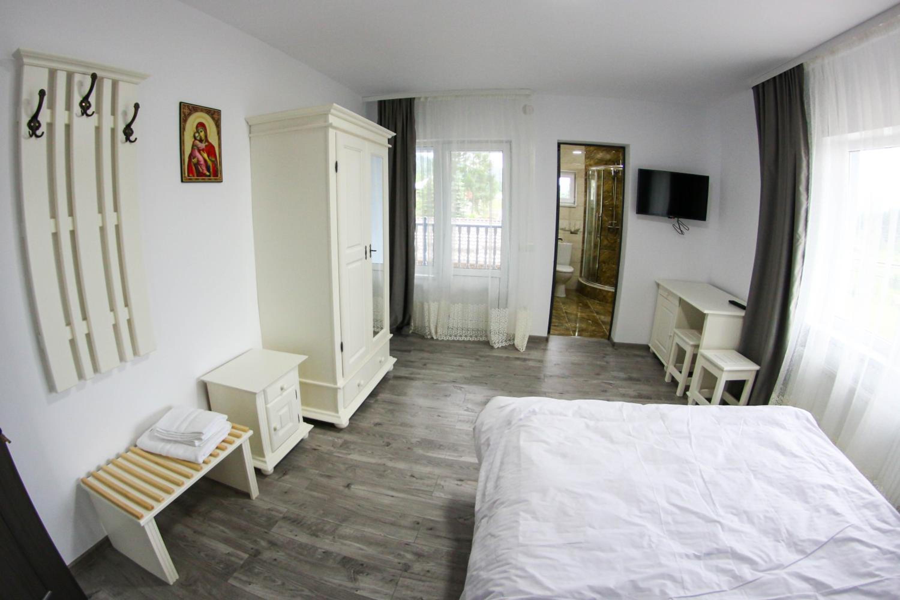 Photo 32