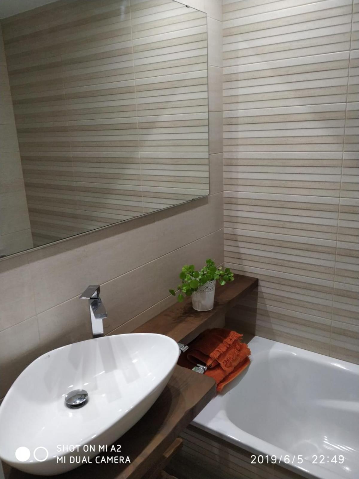Benalbeach JR Suite