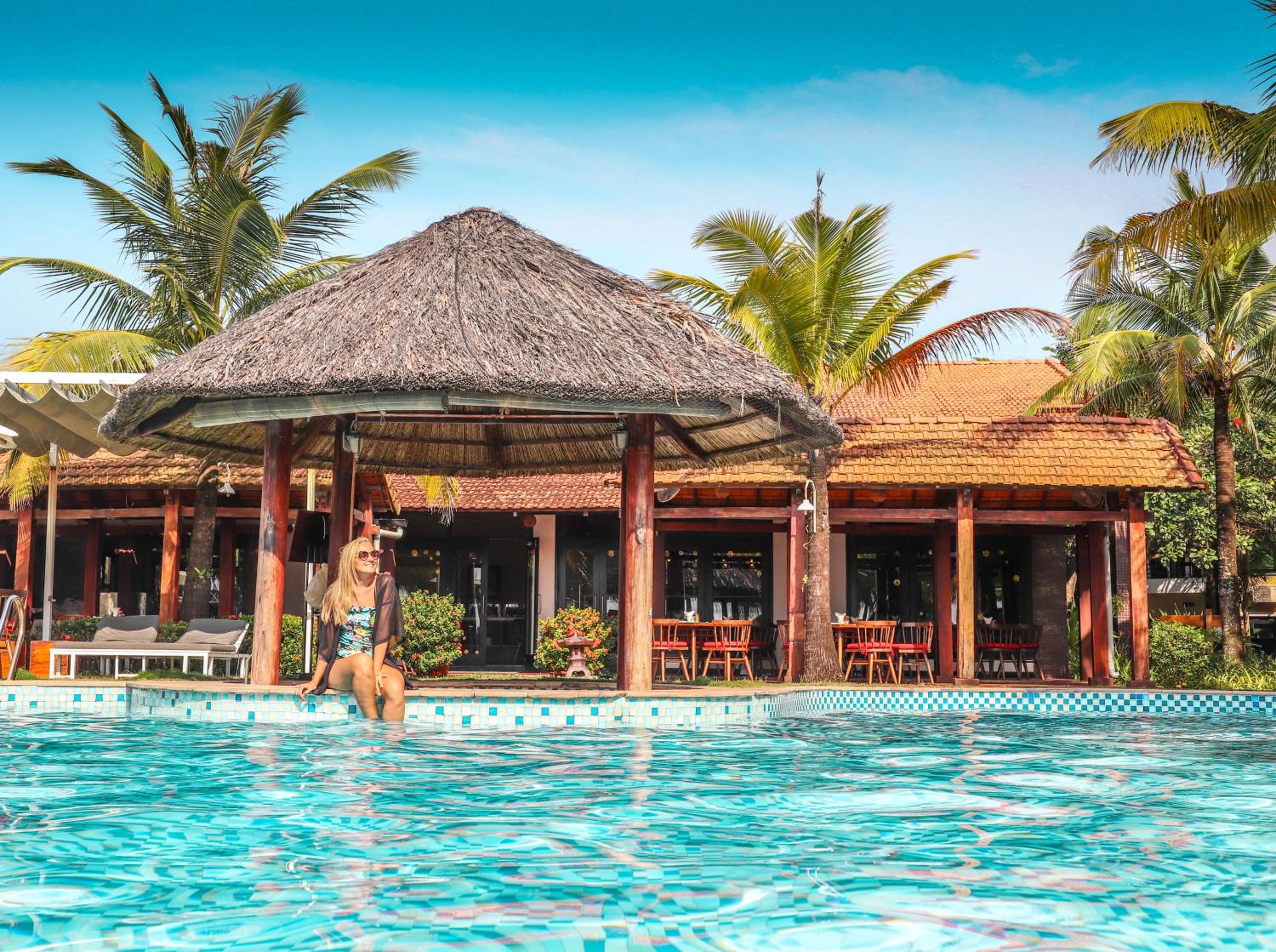 Famiana Resort & Spa - Breakfast is served as Brunch 6AM30 to 1PM view 3