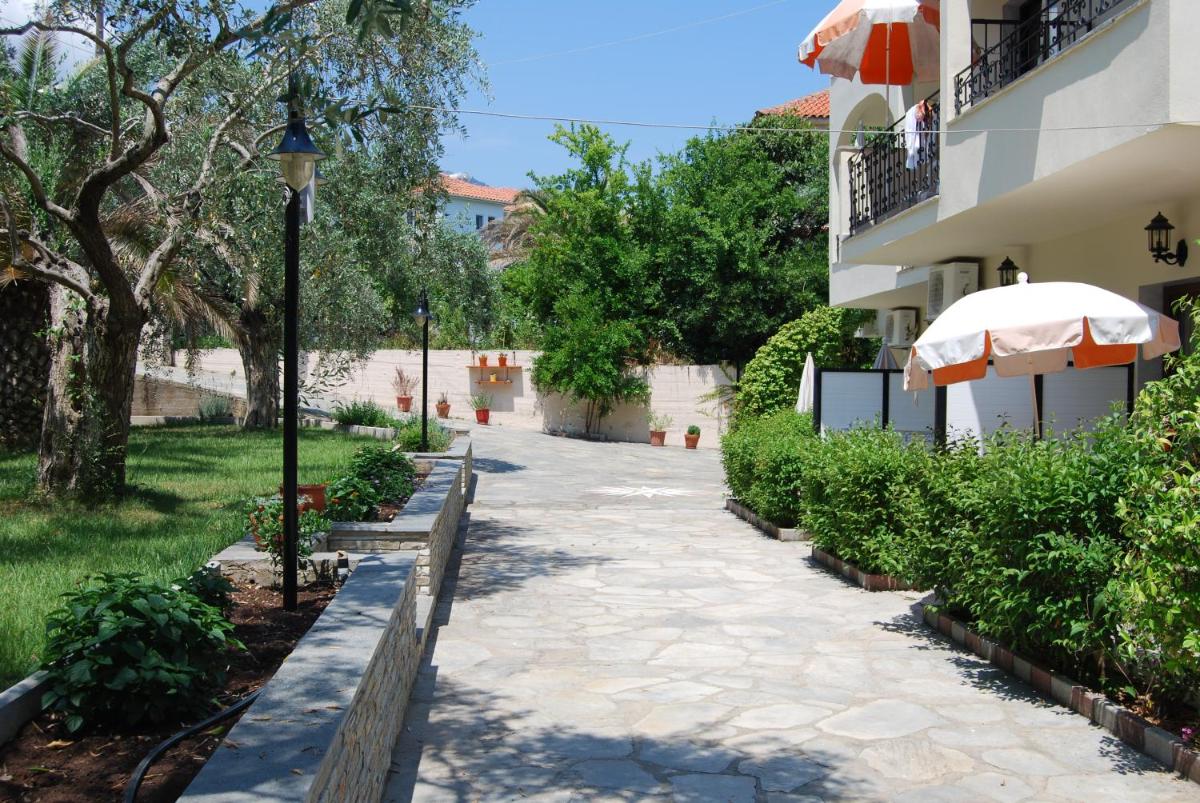 outdoor BBQ area