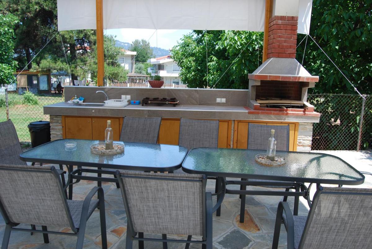 outdoor BBQ area