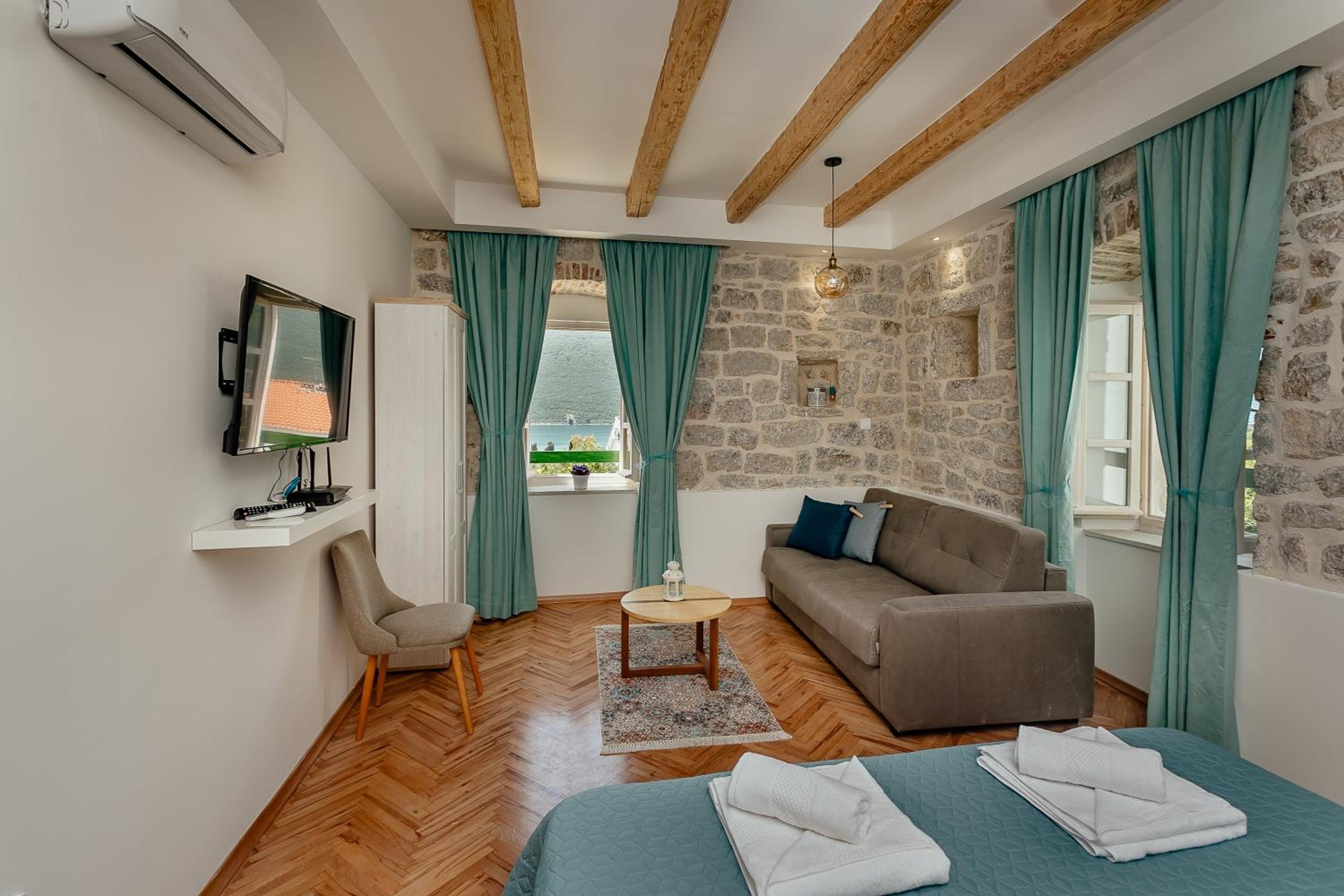 Conborgo Apartments