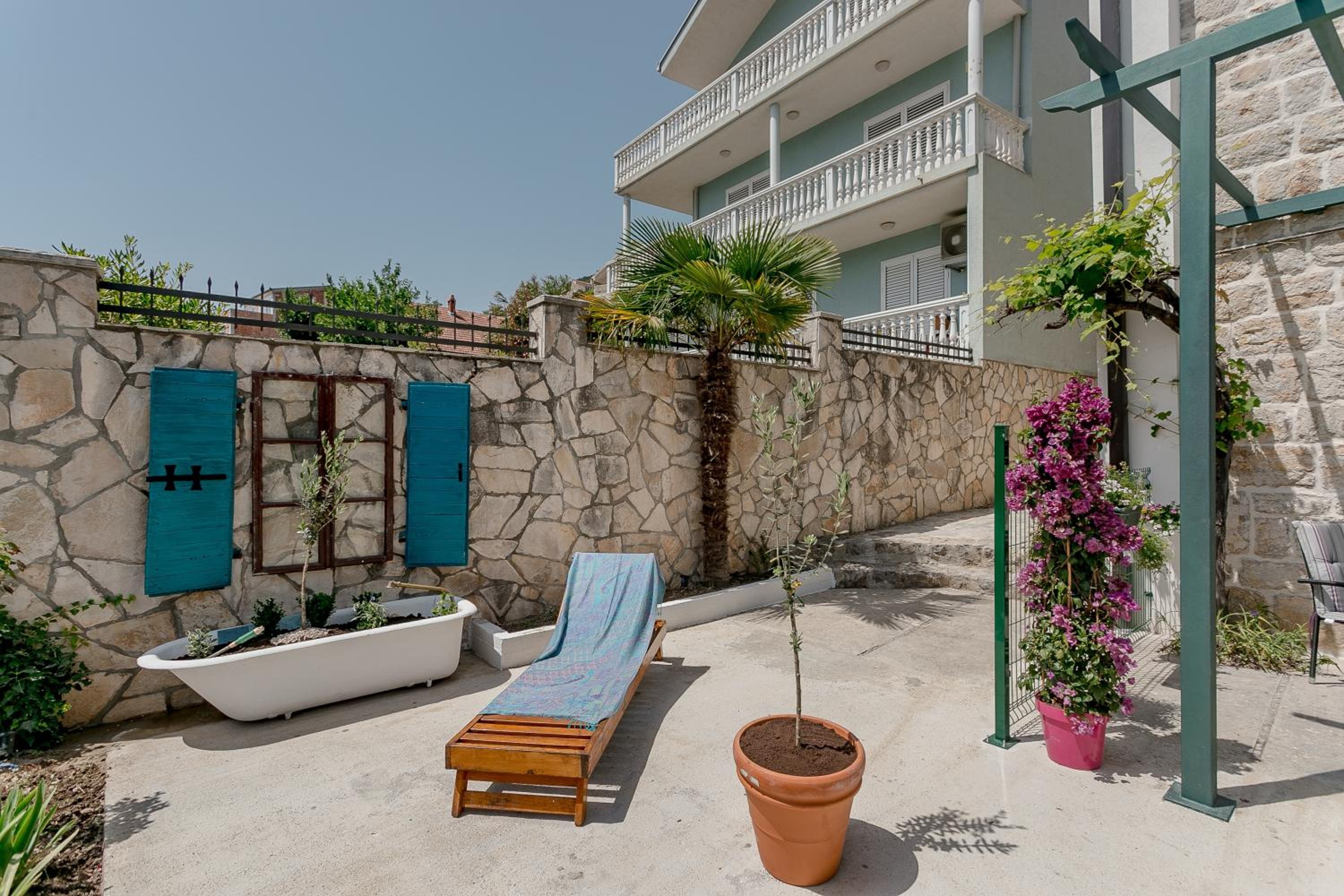Conborgo Apartments