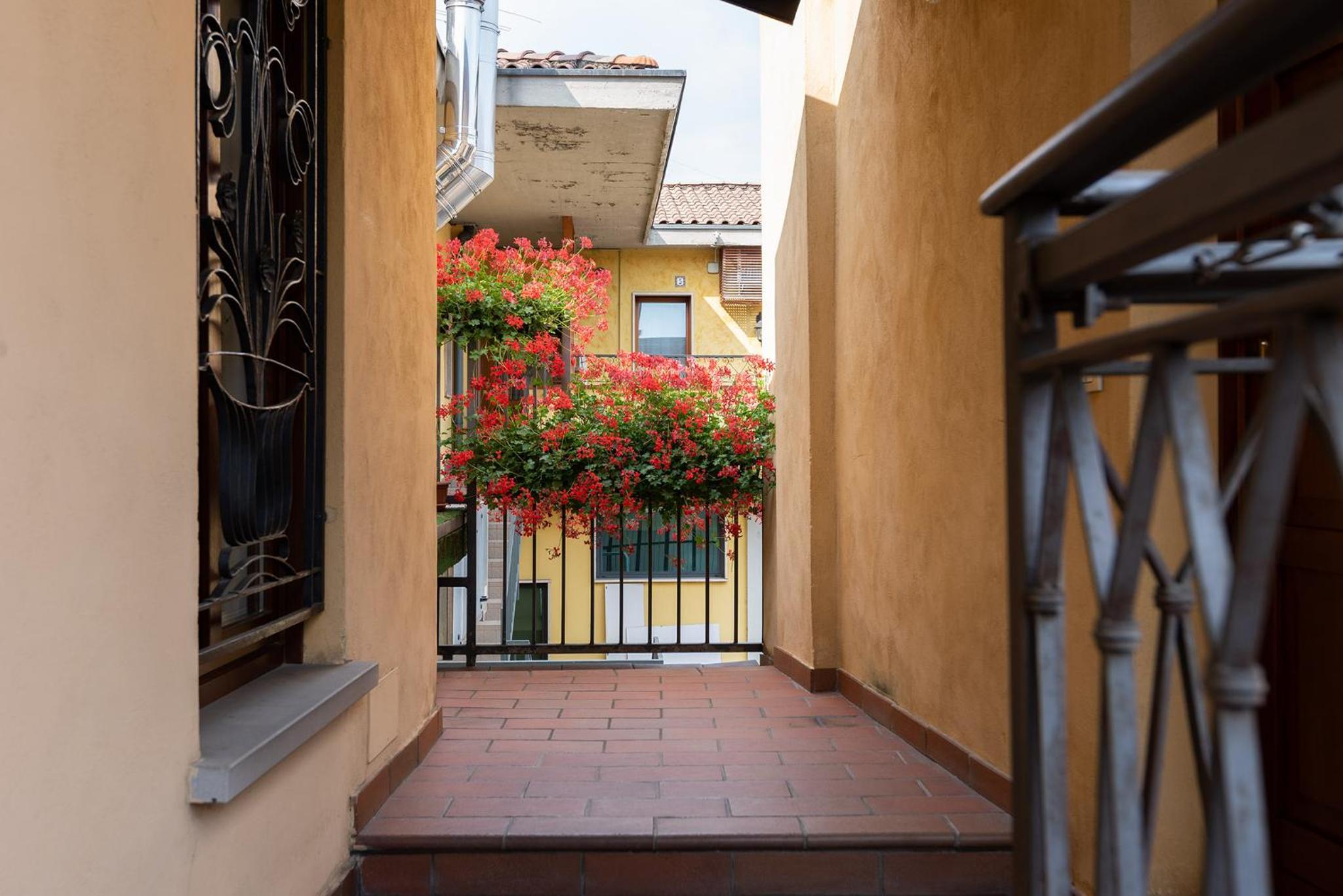 Maison Ancienne - Self check-in view 4