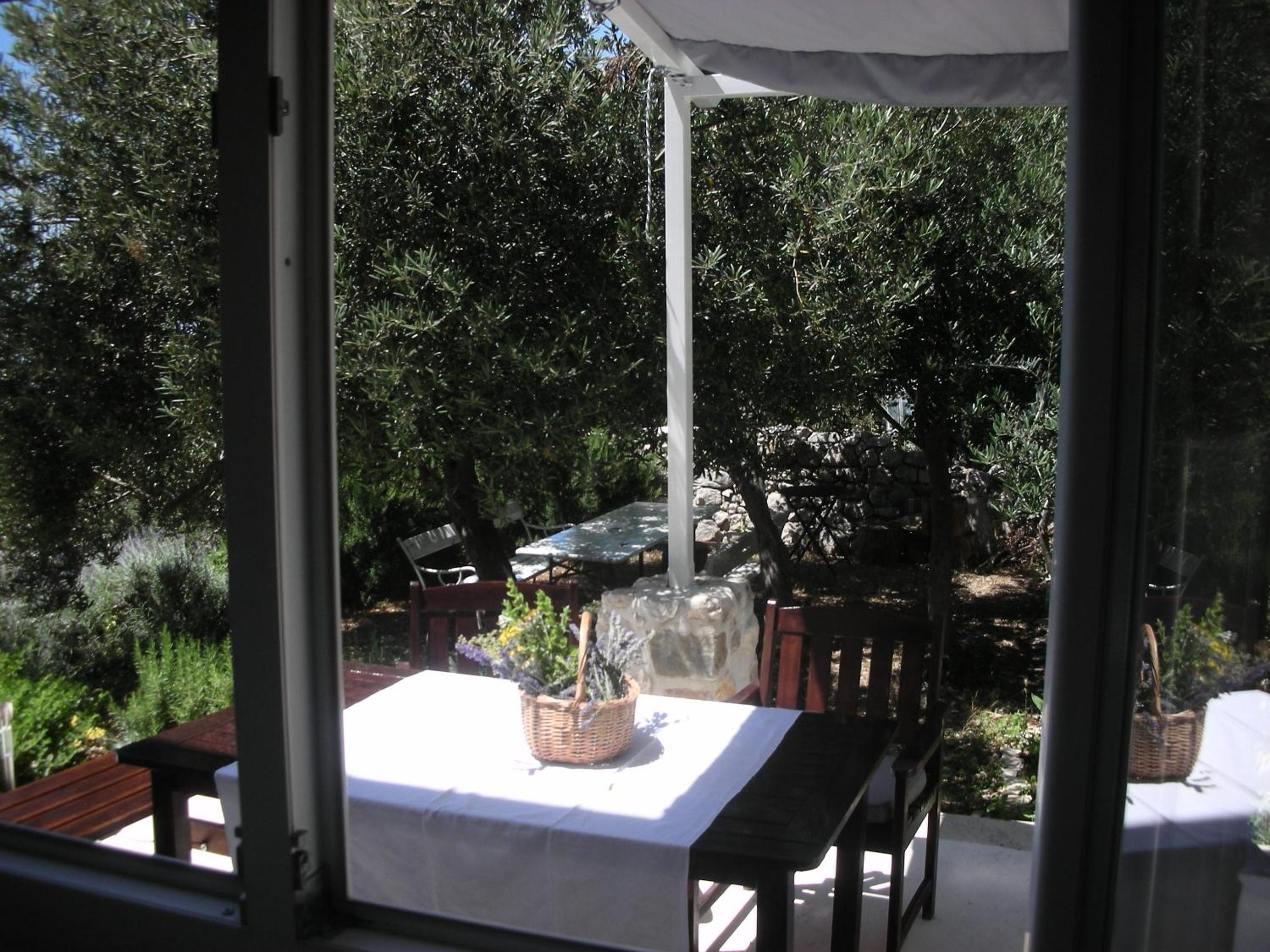 Apartment Croatia Art view 4