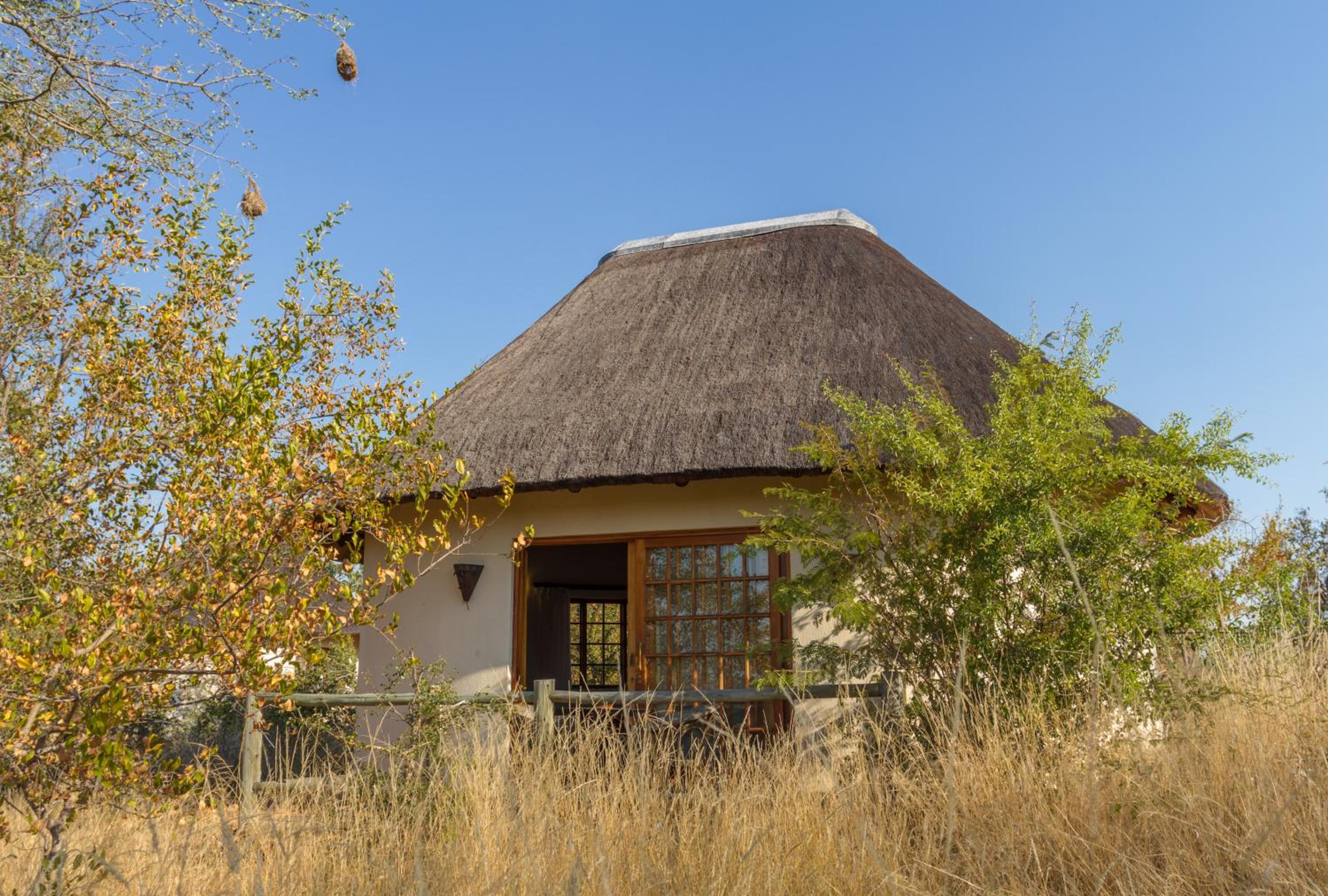 Mbizi Bush Lodge