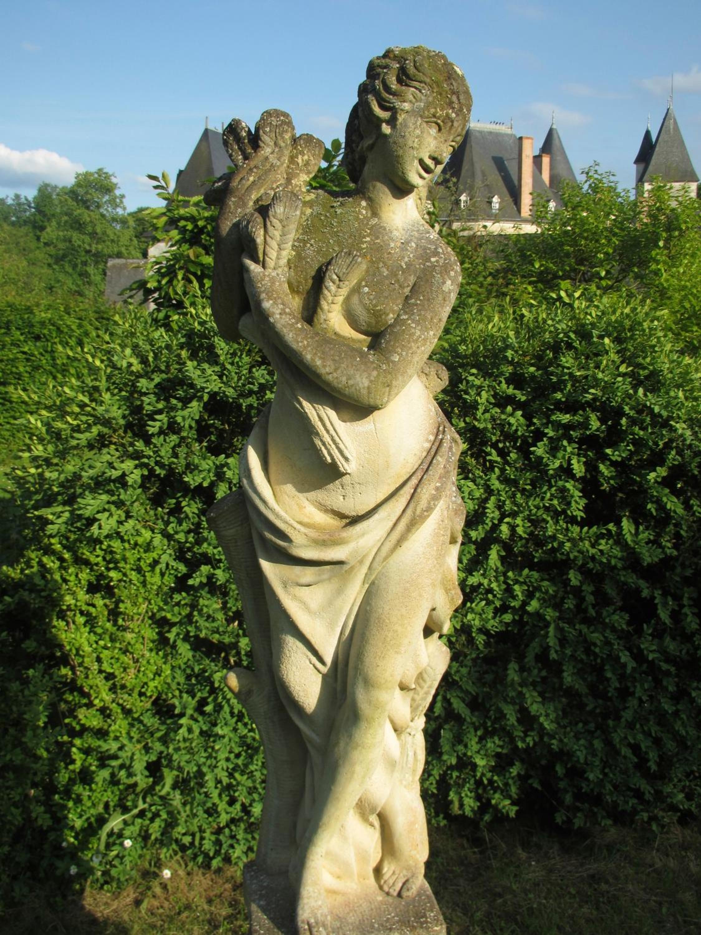 Château de Vaulogé view 4