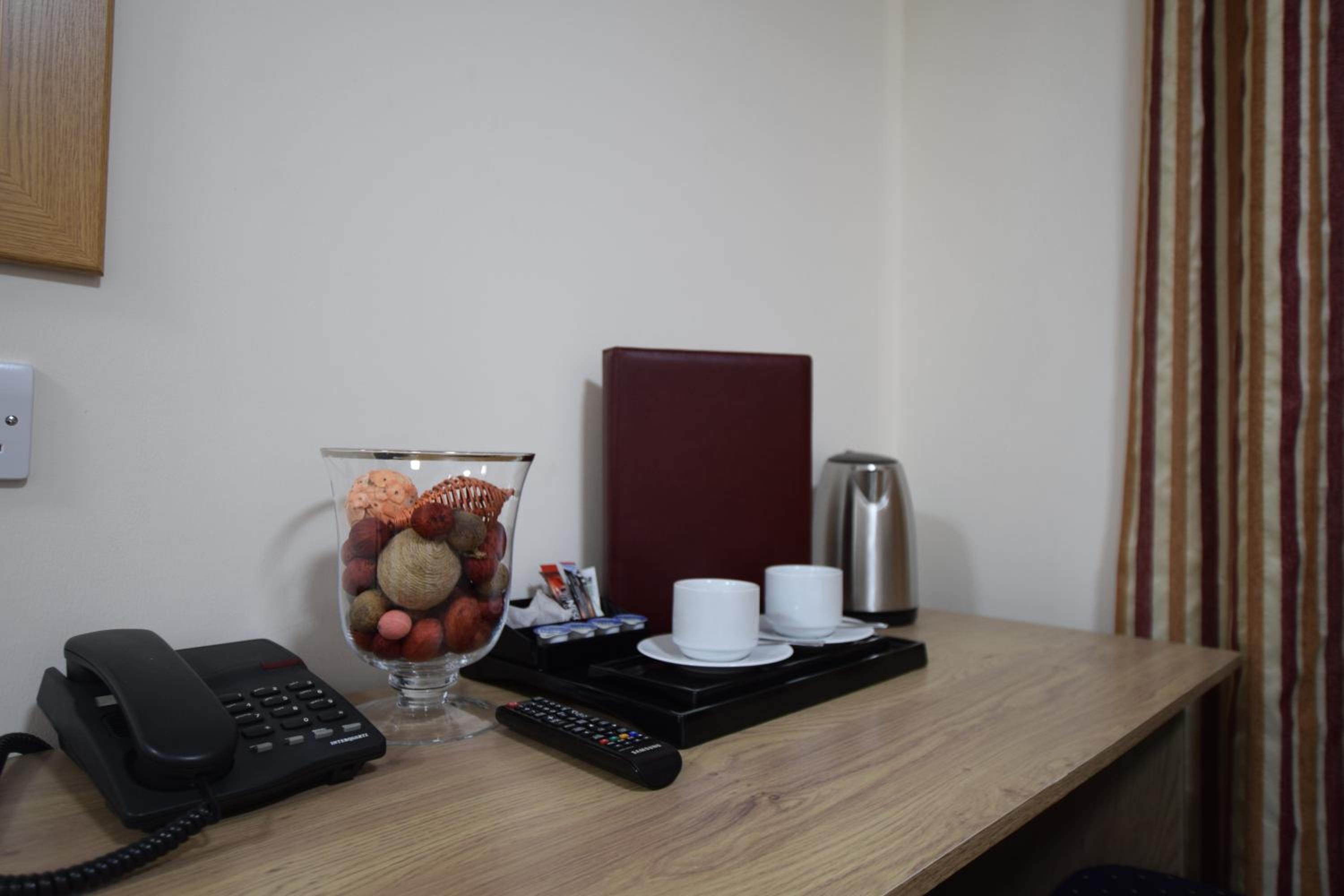 Ilford Vacations - PremierLux Serviced Apartments - Property Image 17