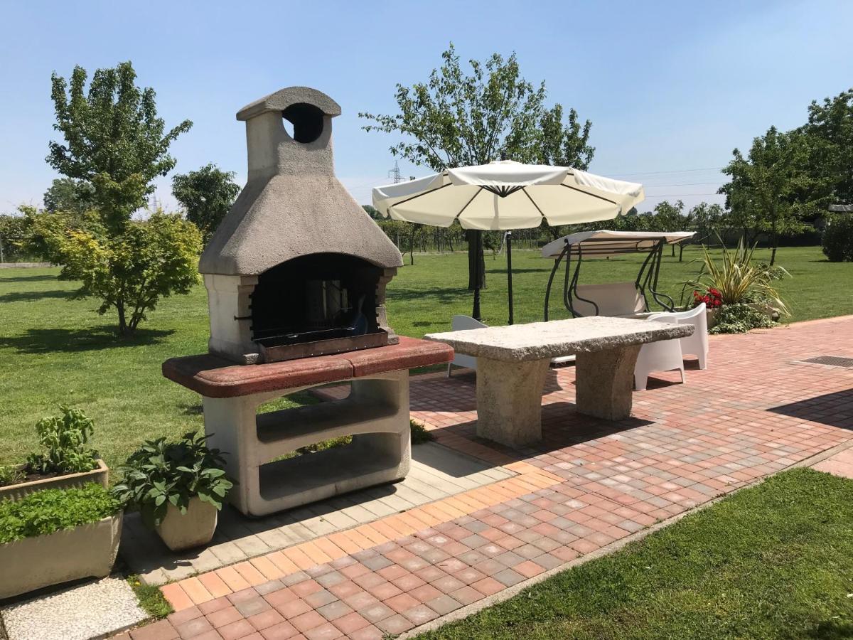 Appartamento "Casa Vacanze Corte Ara Decima" view 2