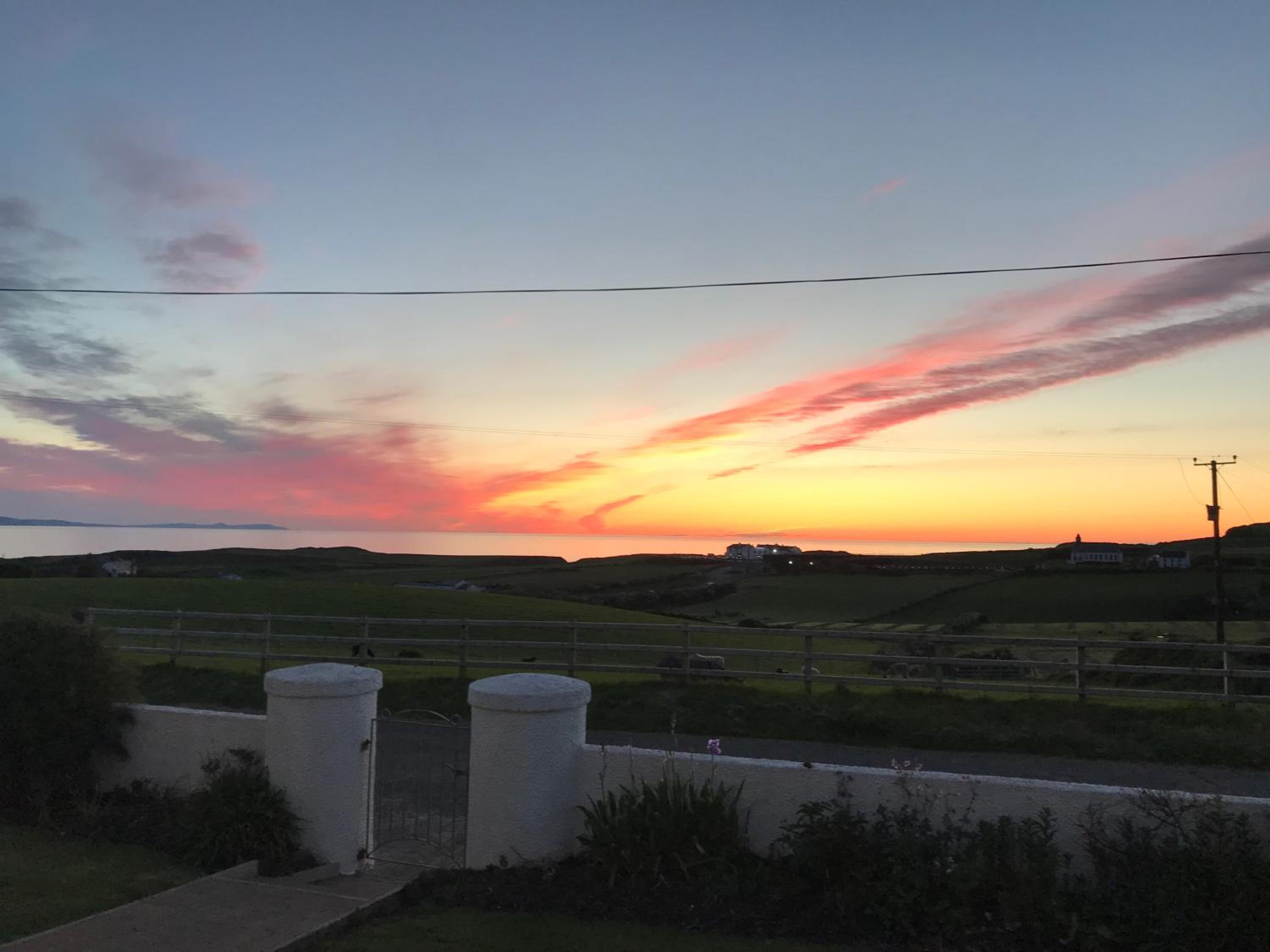 Bushmills Vacations - Carnside Guest House - Property Image 1