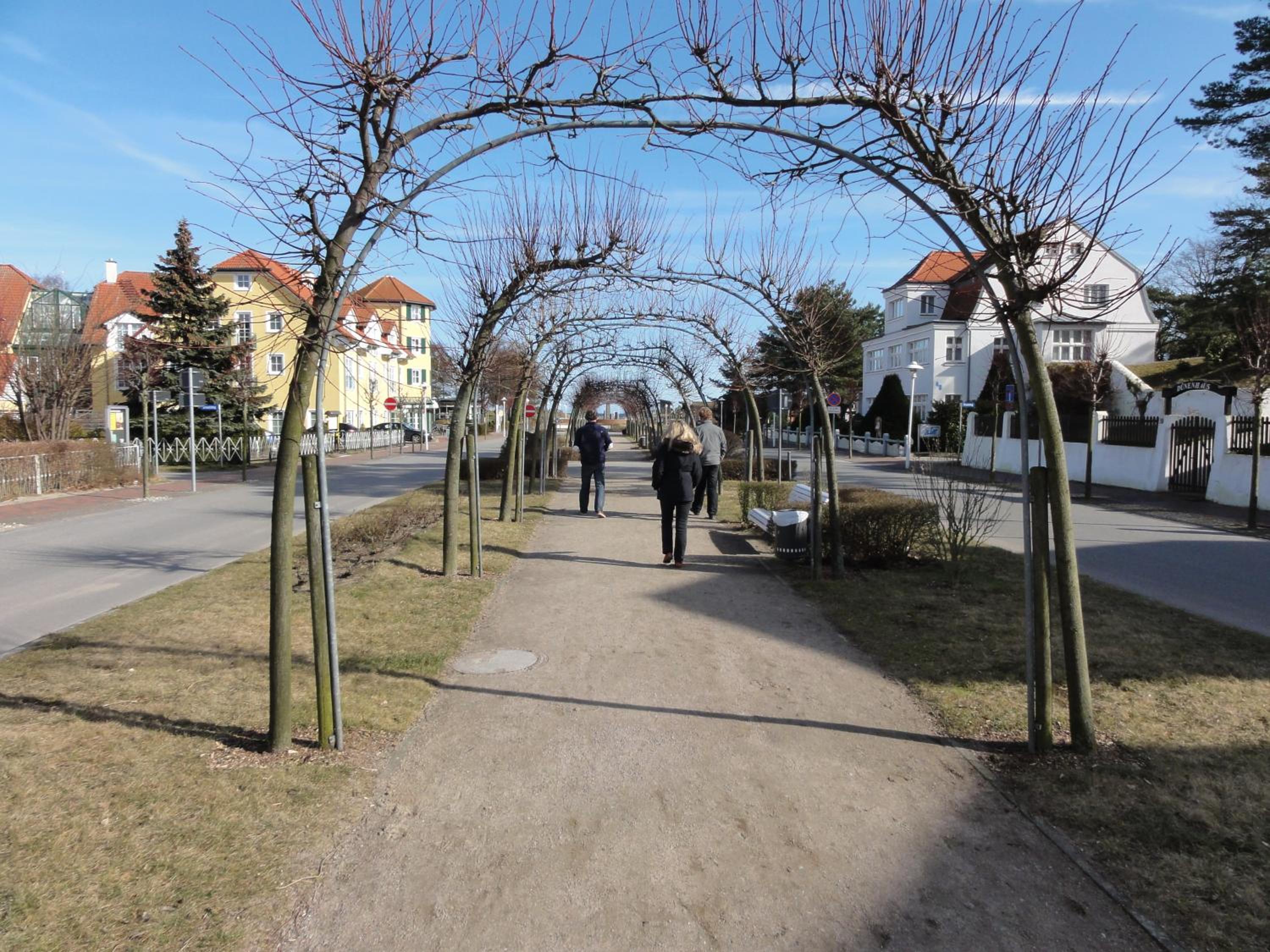 3 Zimmer Ferienwohnung Haus Meeresblick mit Meerblick A005 mit Südterrasse und Strandkorb
