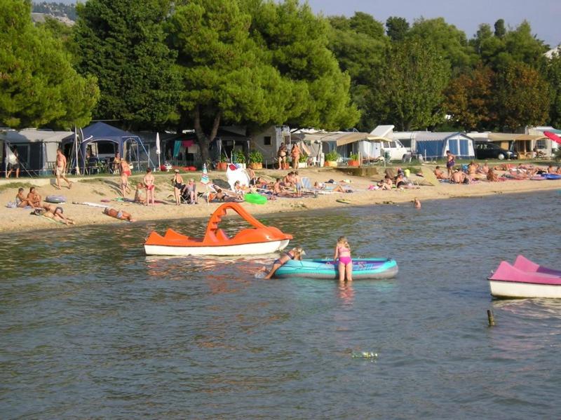 Apartments Cavar