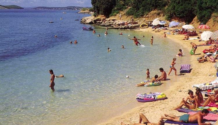 Apartments Cavar