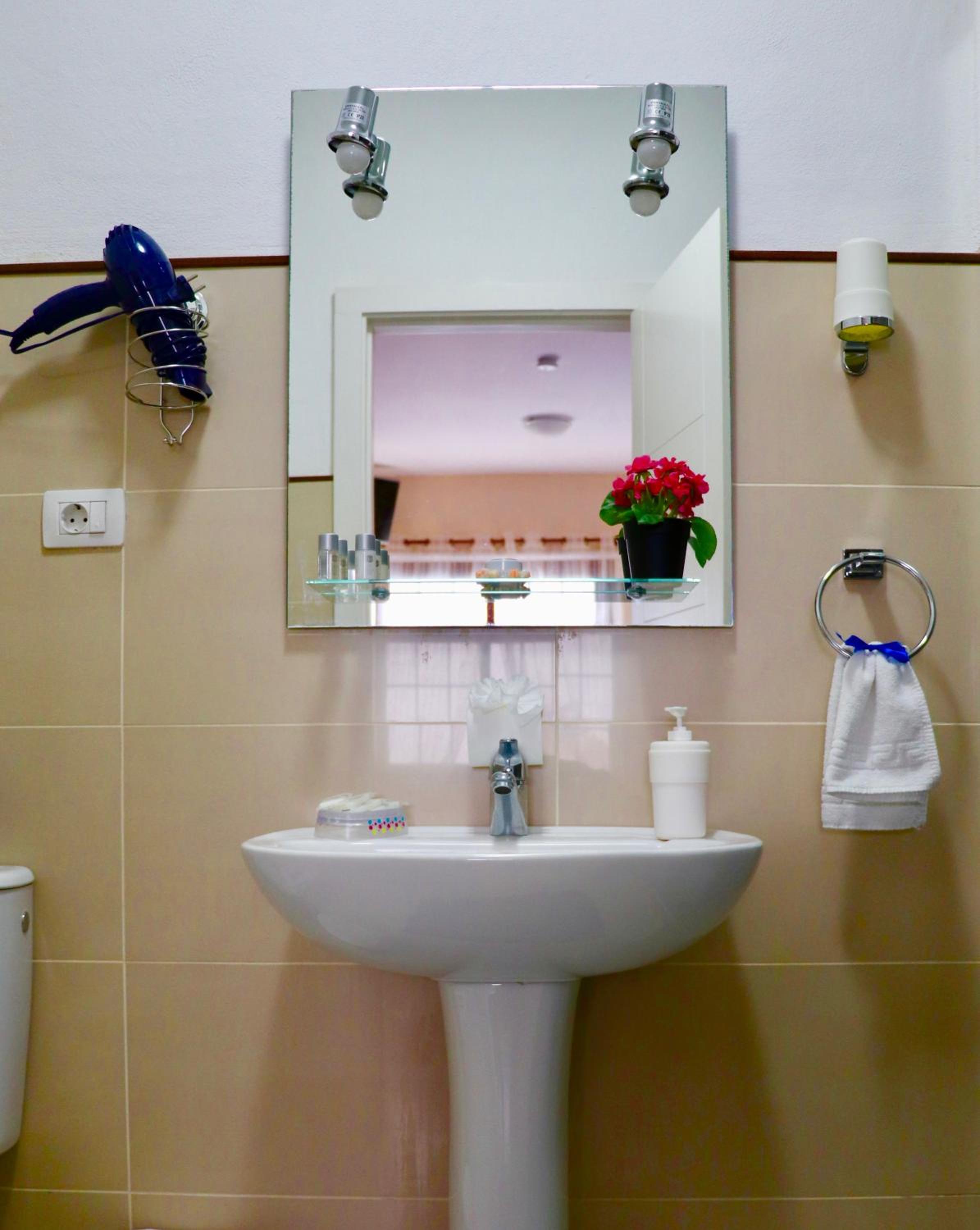Photo 49
