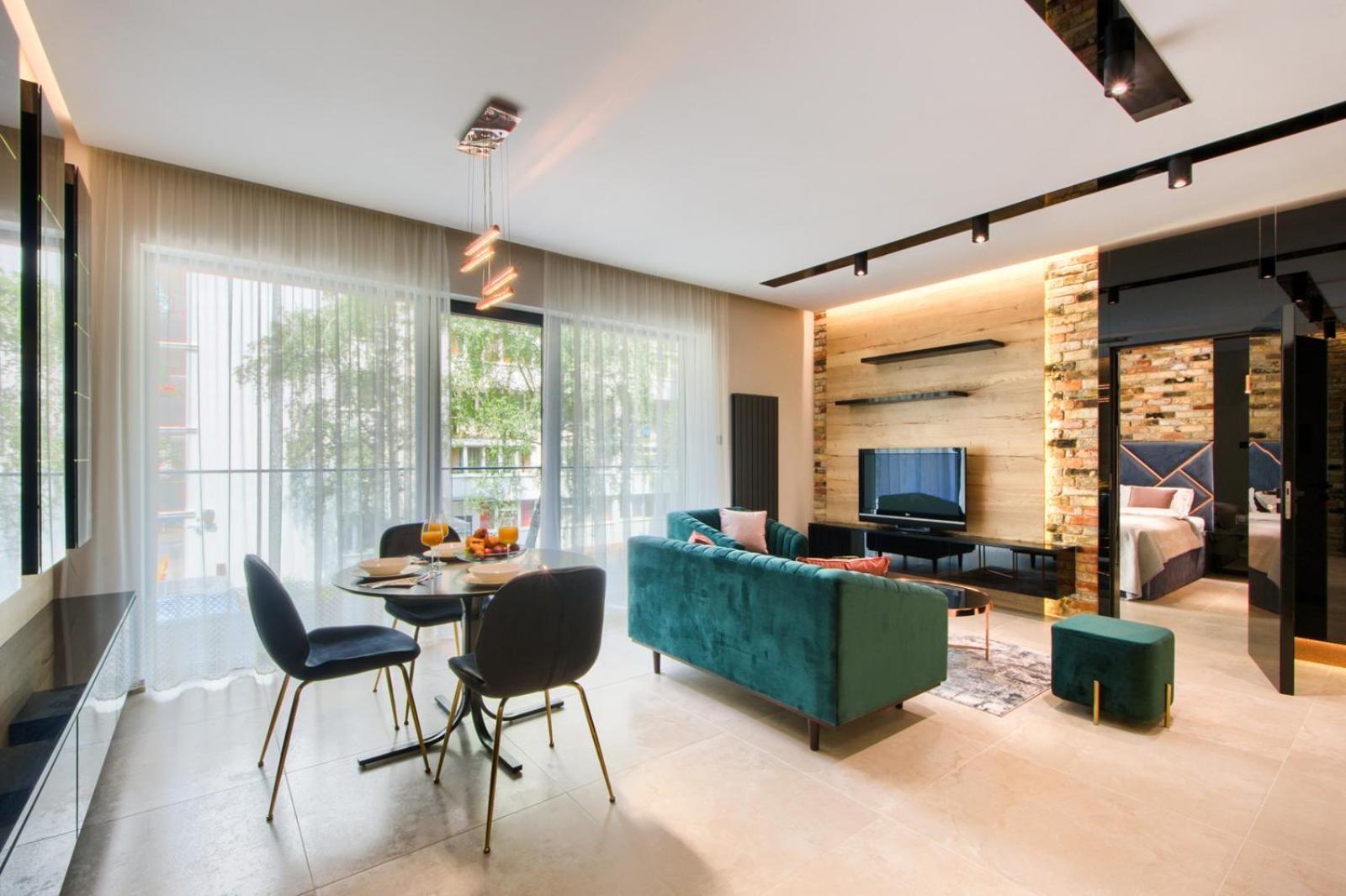ZLOTA Luxury Apartments view 3