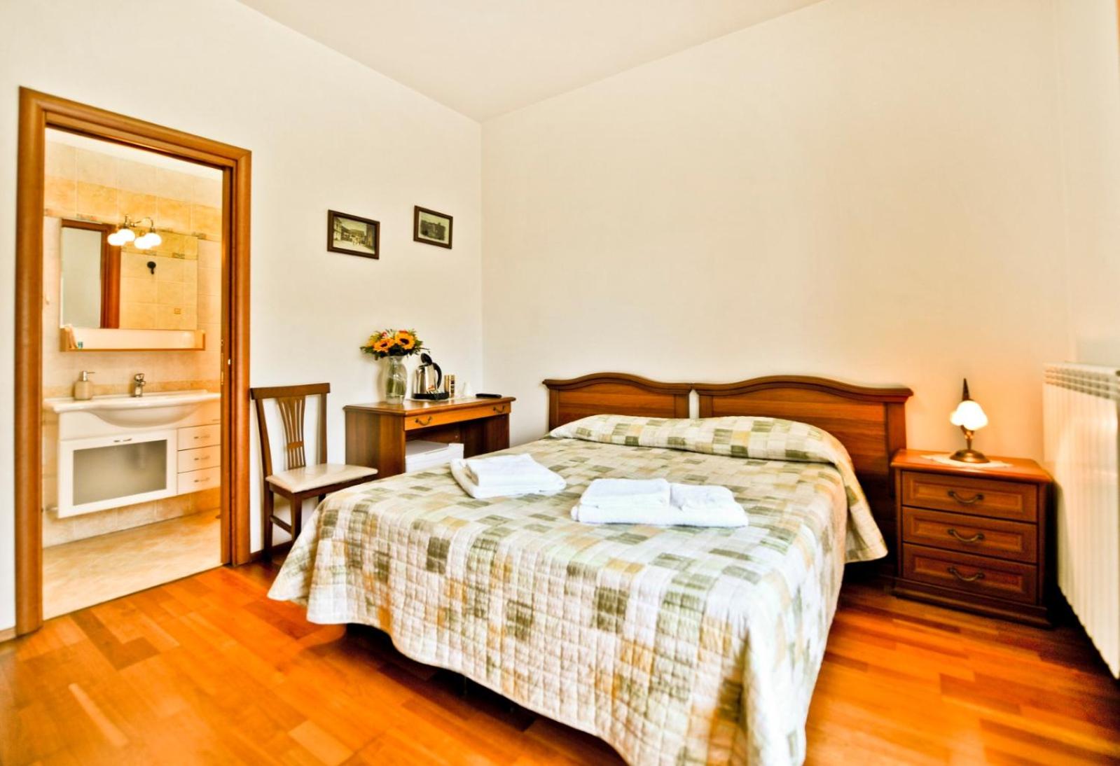 Donna Rachele photo 3