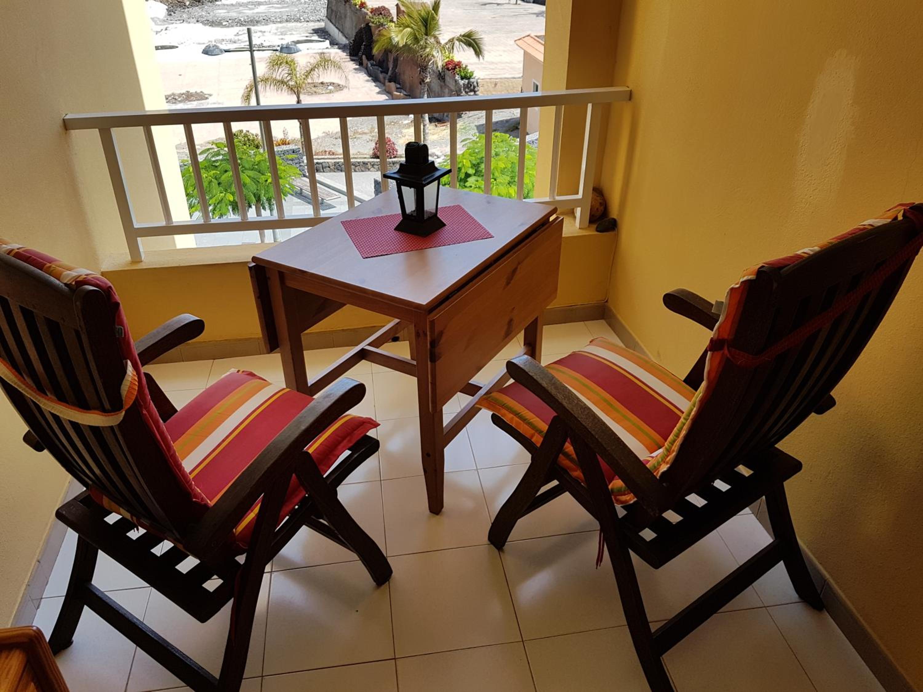 PLAYA PUERTO TAZACORTE Modern Beach Apartment view 3