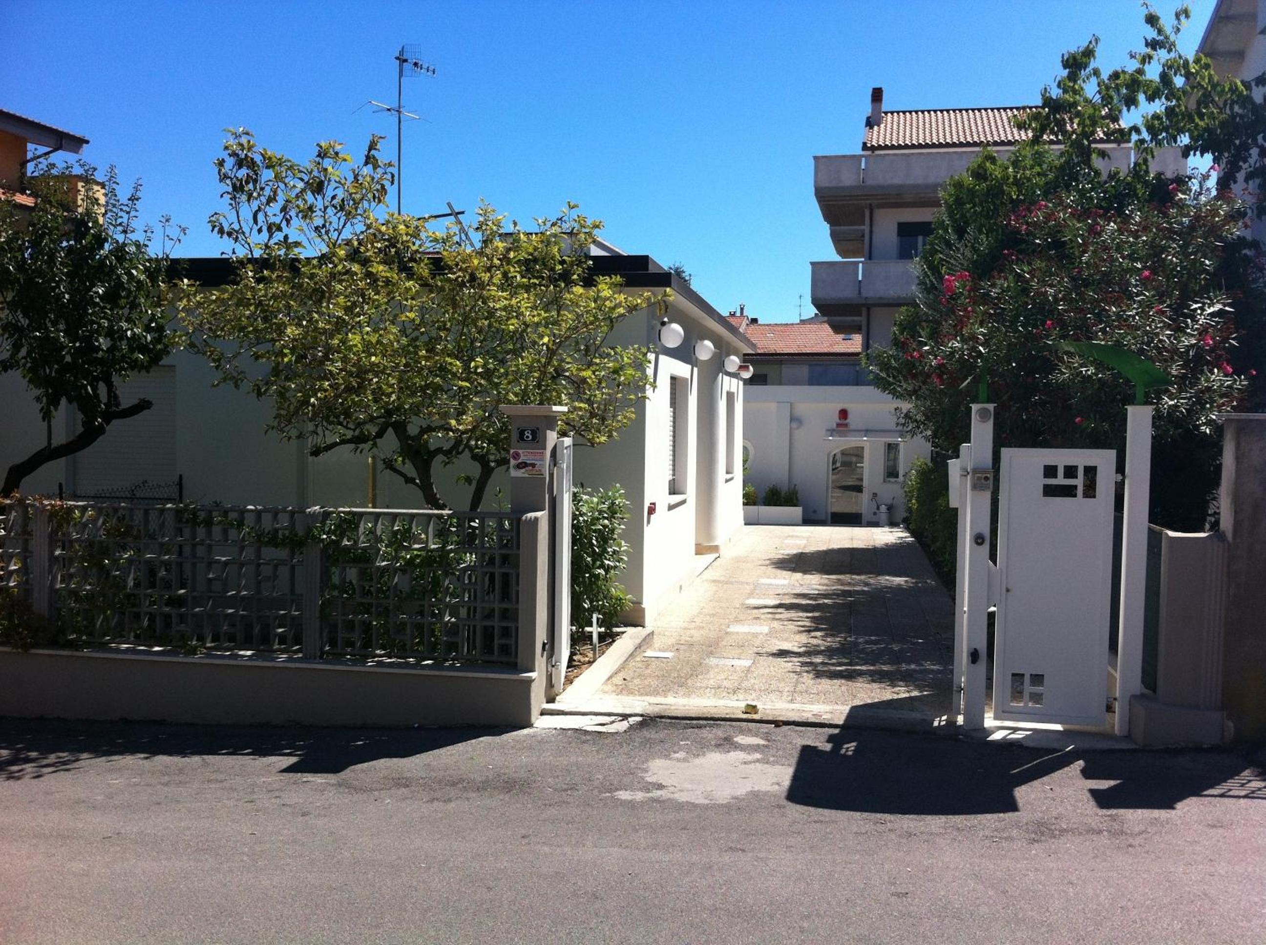 Photo 52